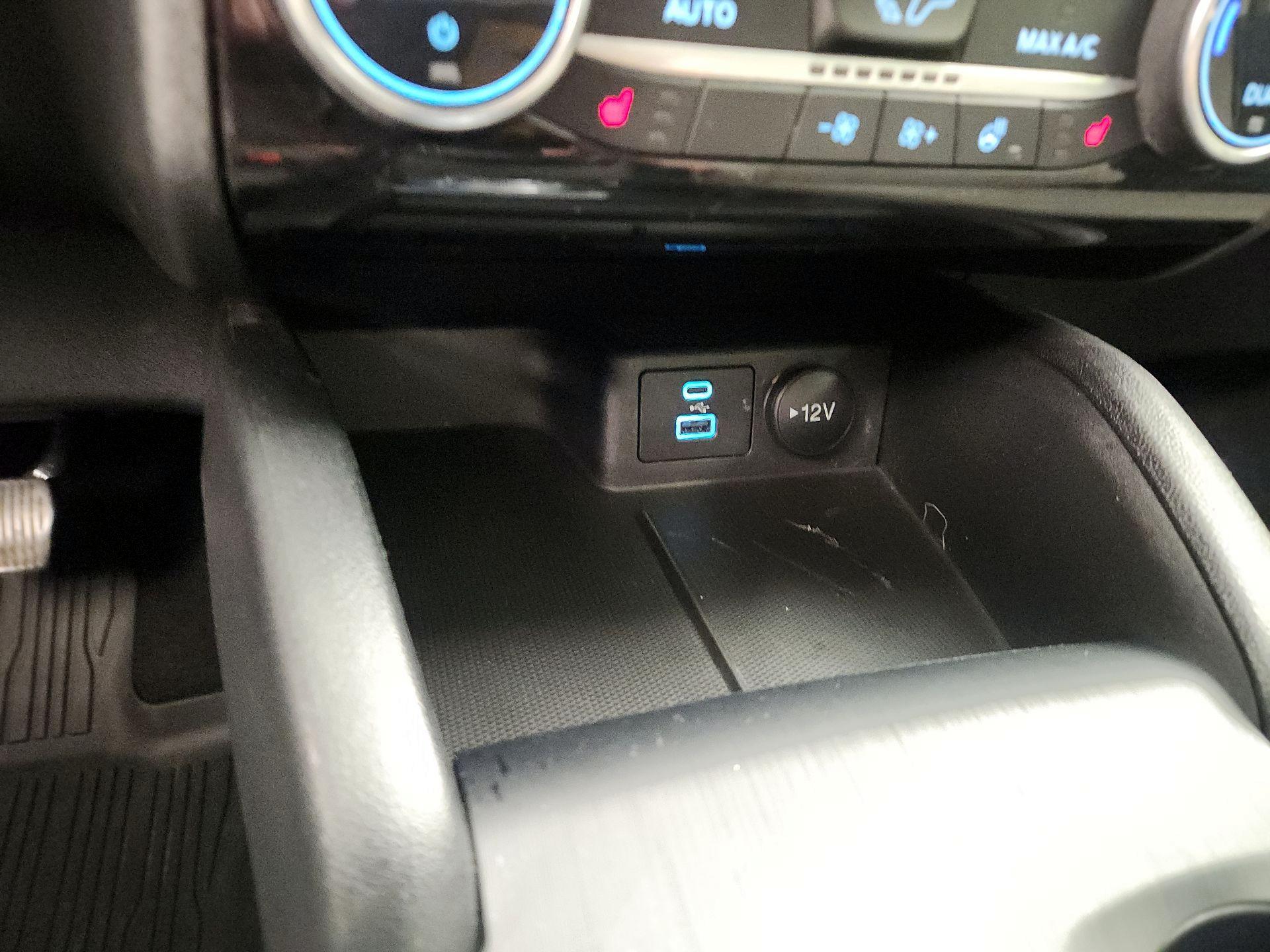 Thumbnail: 2022 Ford Escape - 18