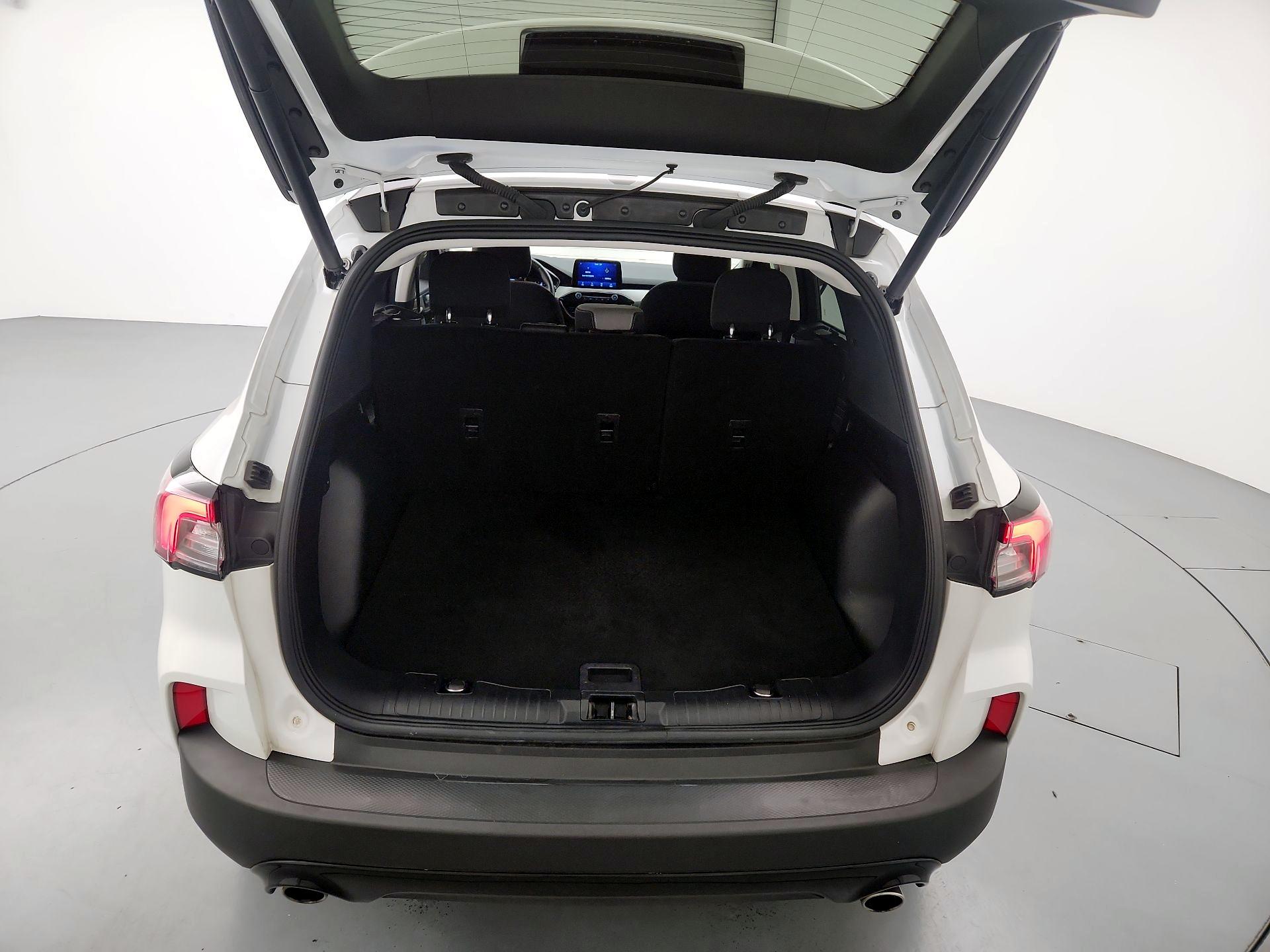 Thumbnail: 2022 Ford Escape - 20