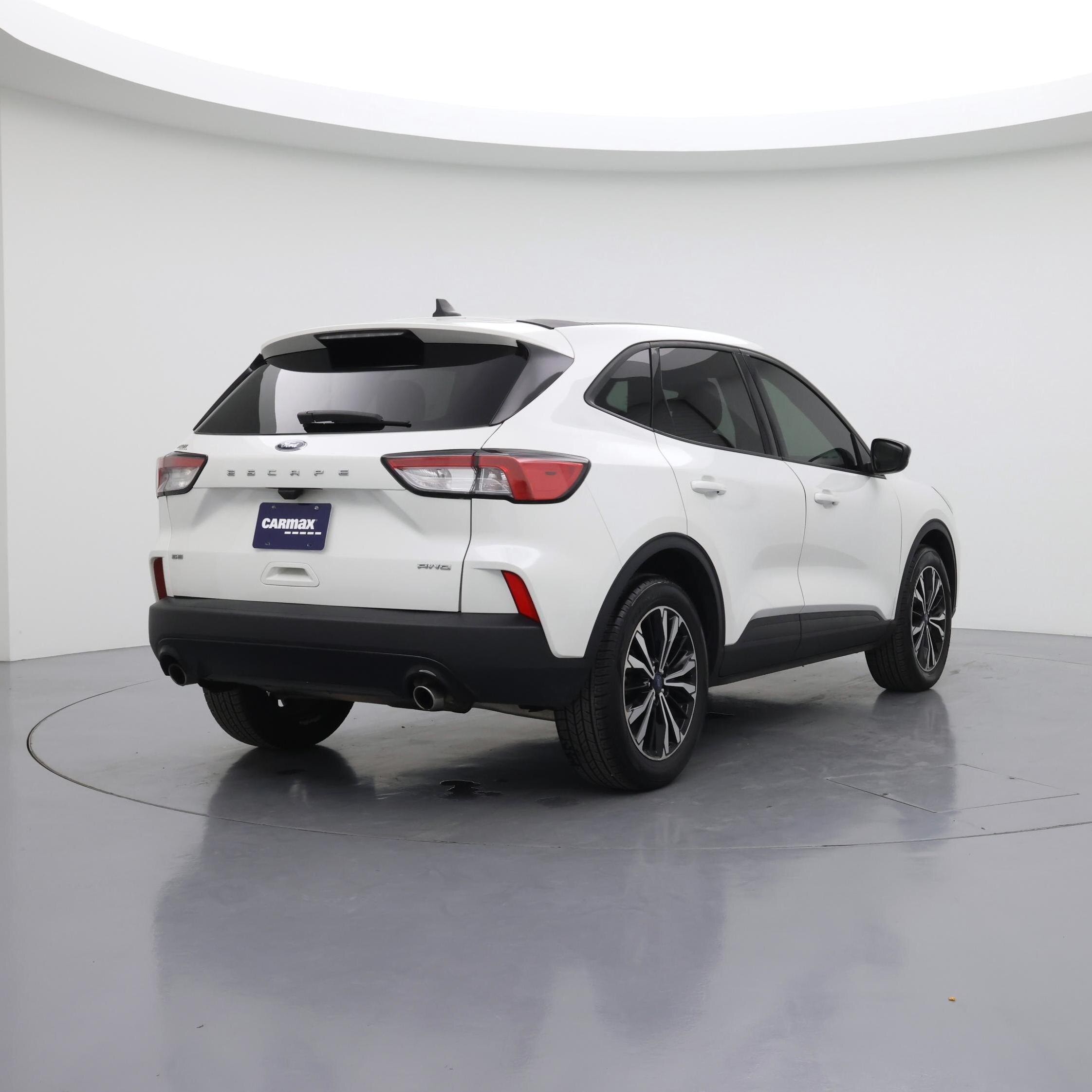 Thumbnail: 2022 Ford Escape - 8