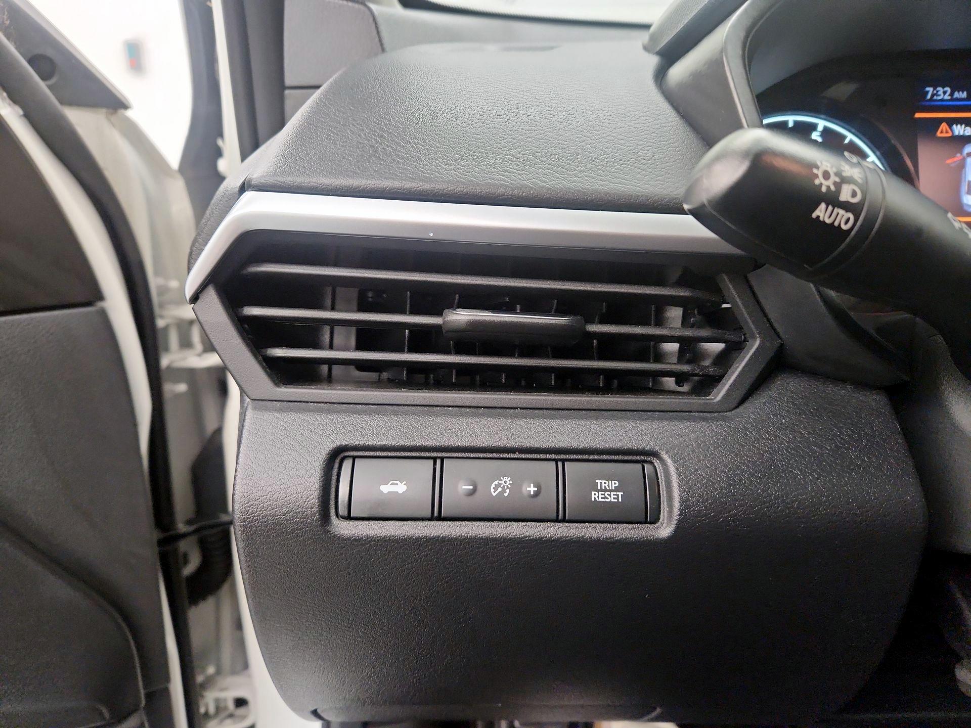 Thumbnail: 2022 Nissan Altima - 13