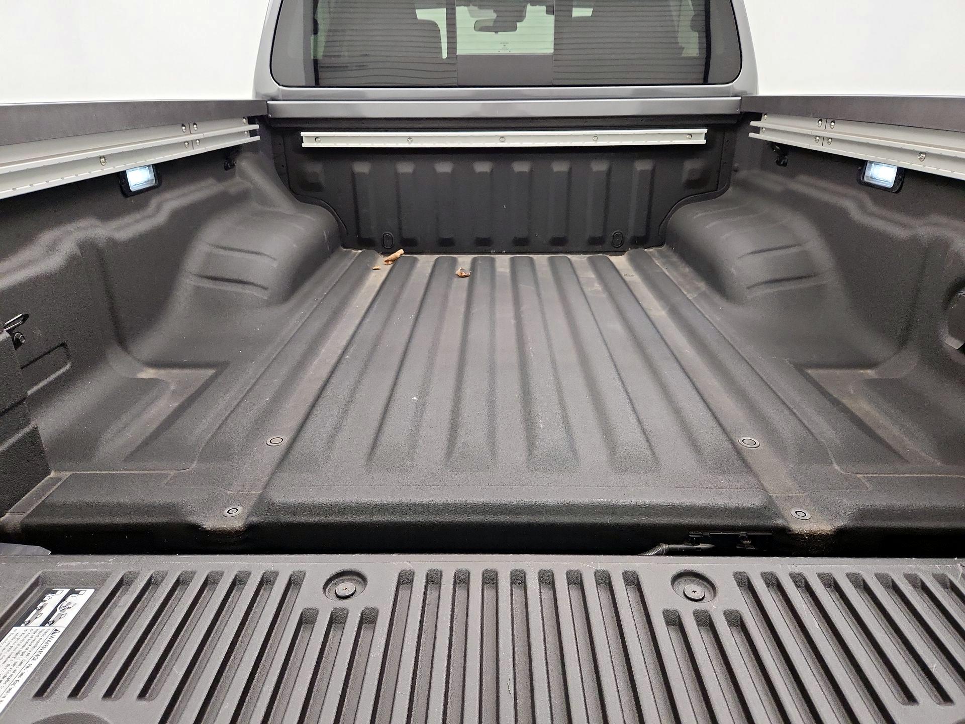 Thumbnail: 2023 Nissan Frontier - 20