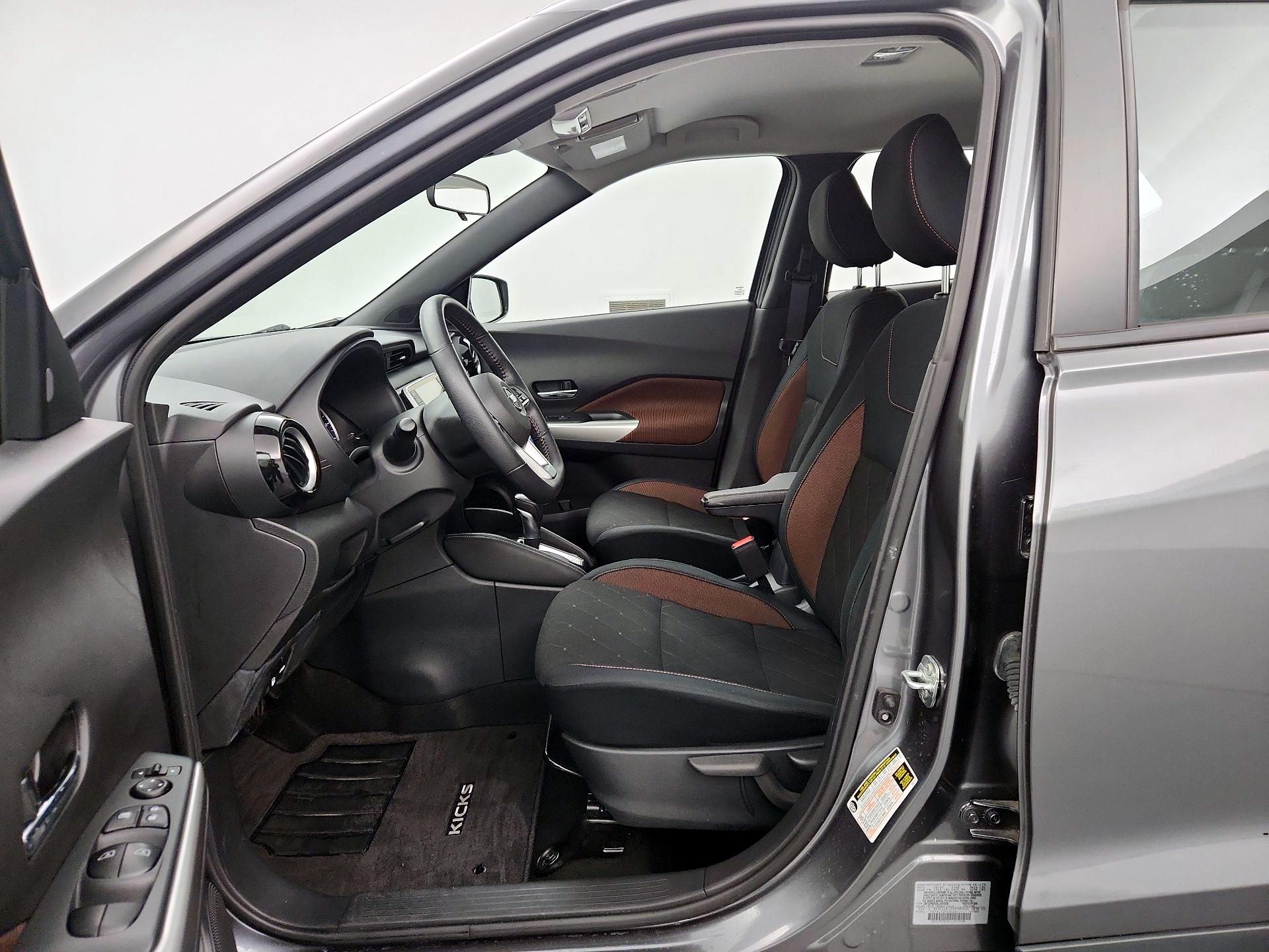 Thumbnail: 2020 Nissan Kicks - 11