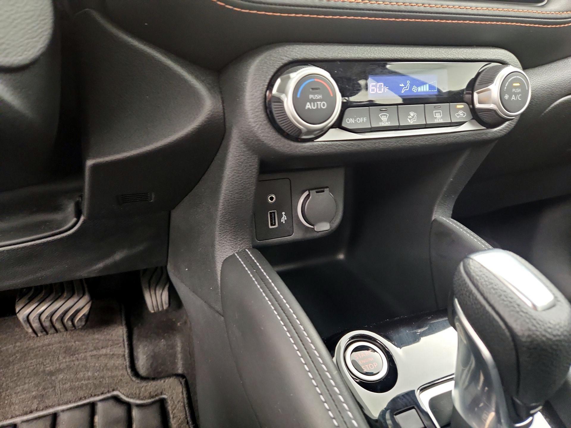 Thumbnail: 2020 Nissan Kicks - 18