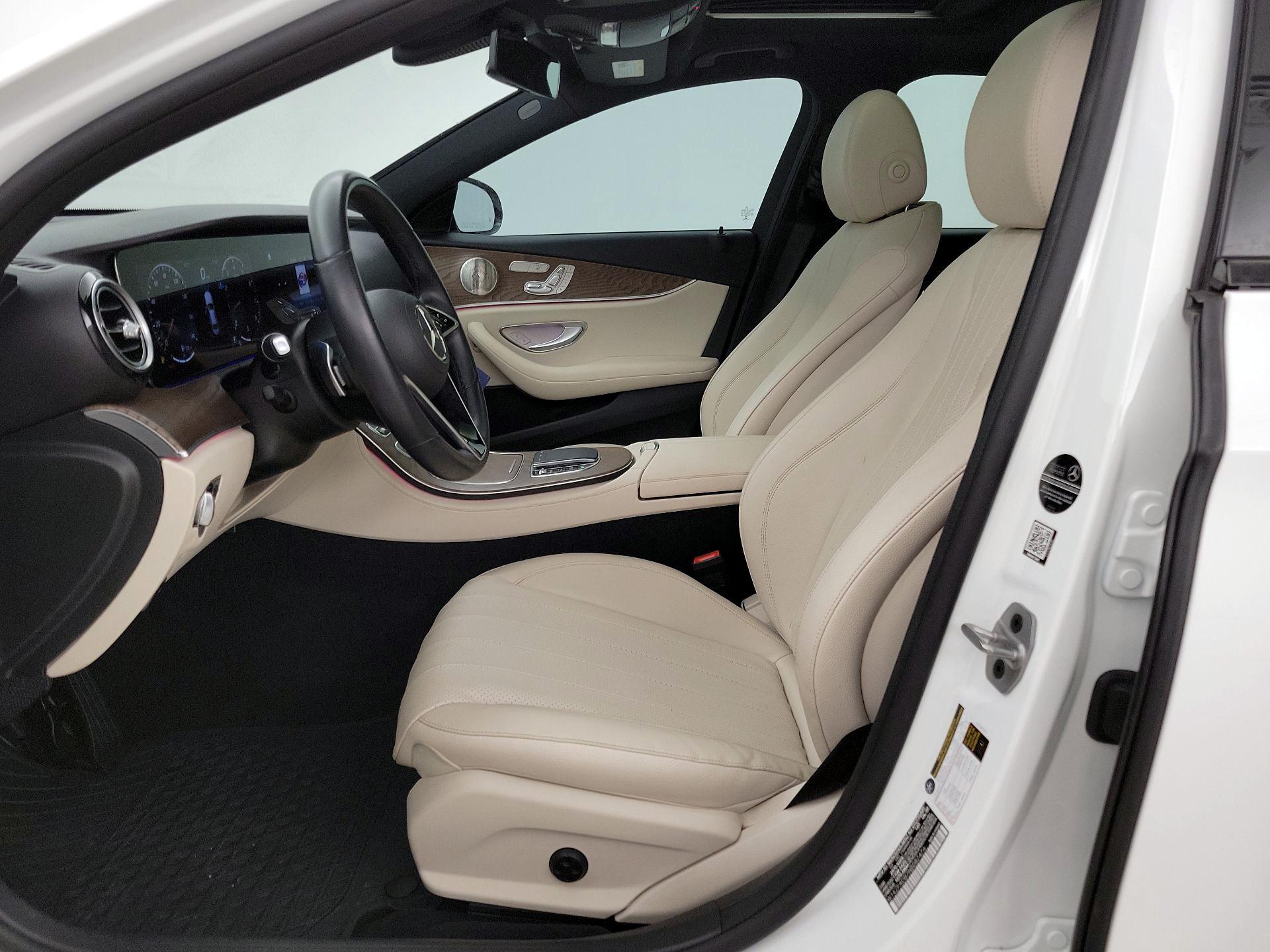 Thumbnail: 2022 Mercedes-Benz E-Class - 11