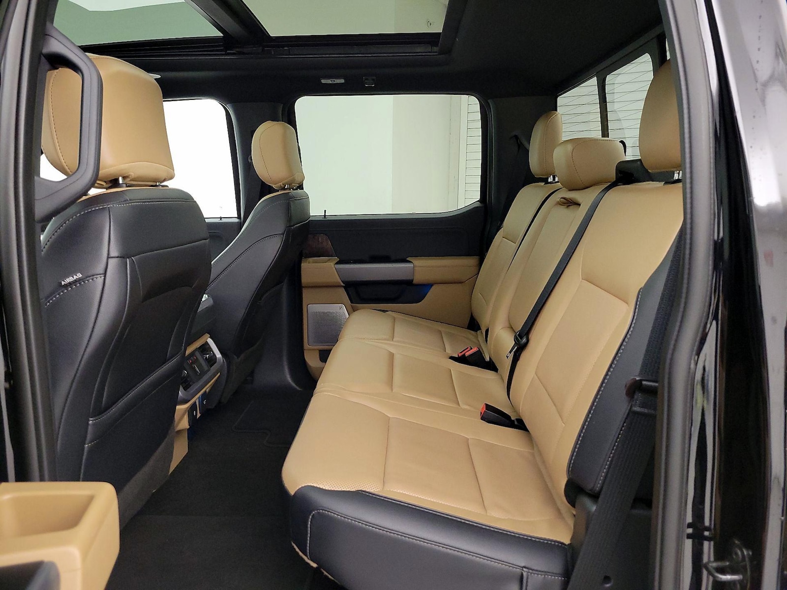 2022 Ford F-150 Lariat - Photo 22