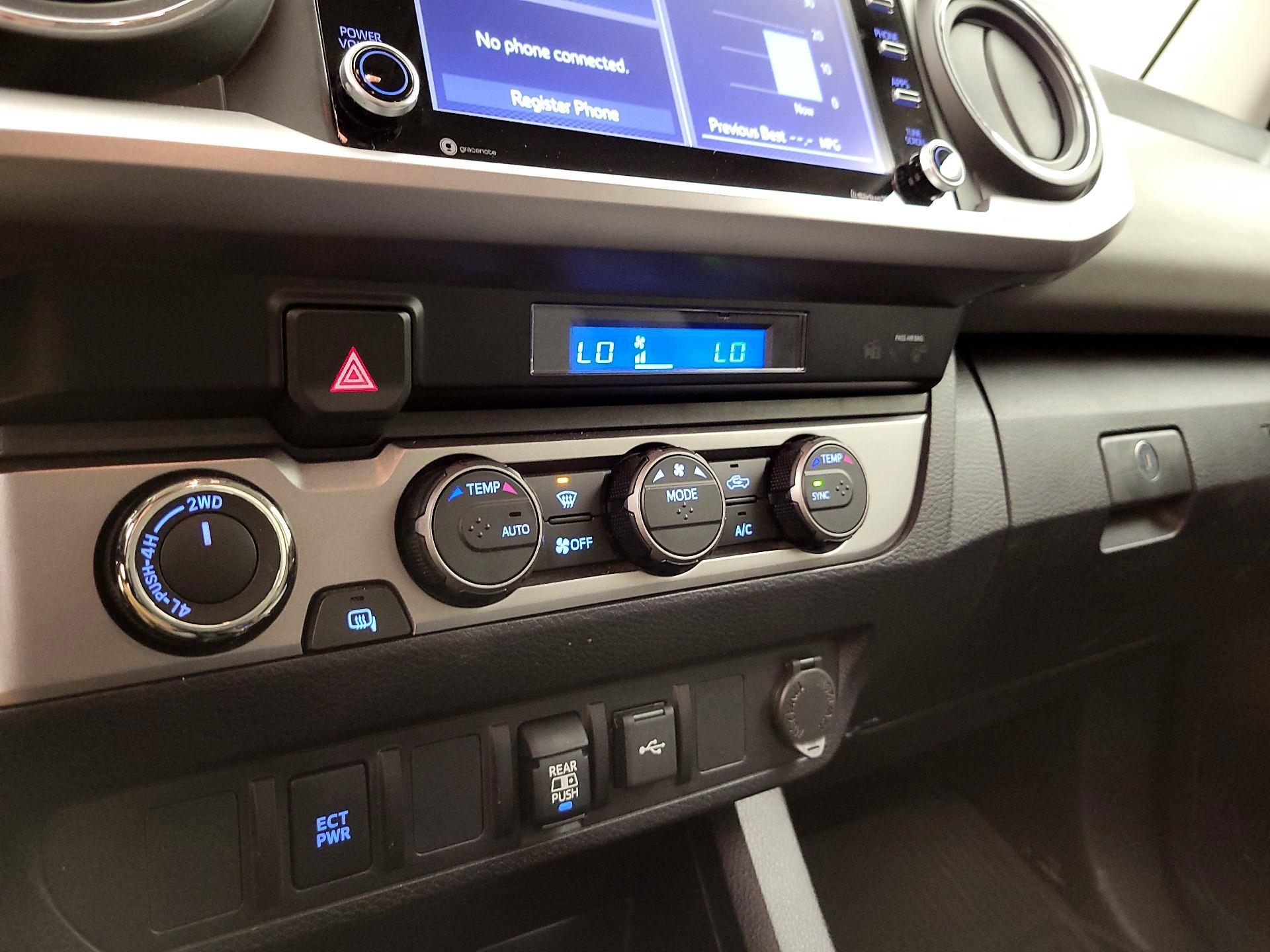 Thumbnail: 2021 Toyota Tacoma - 16