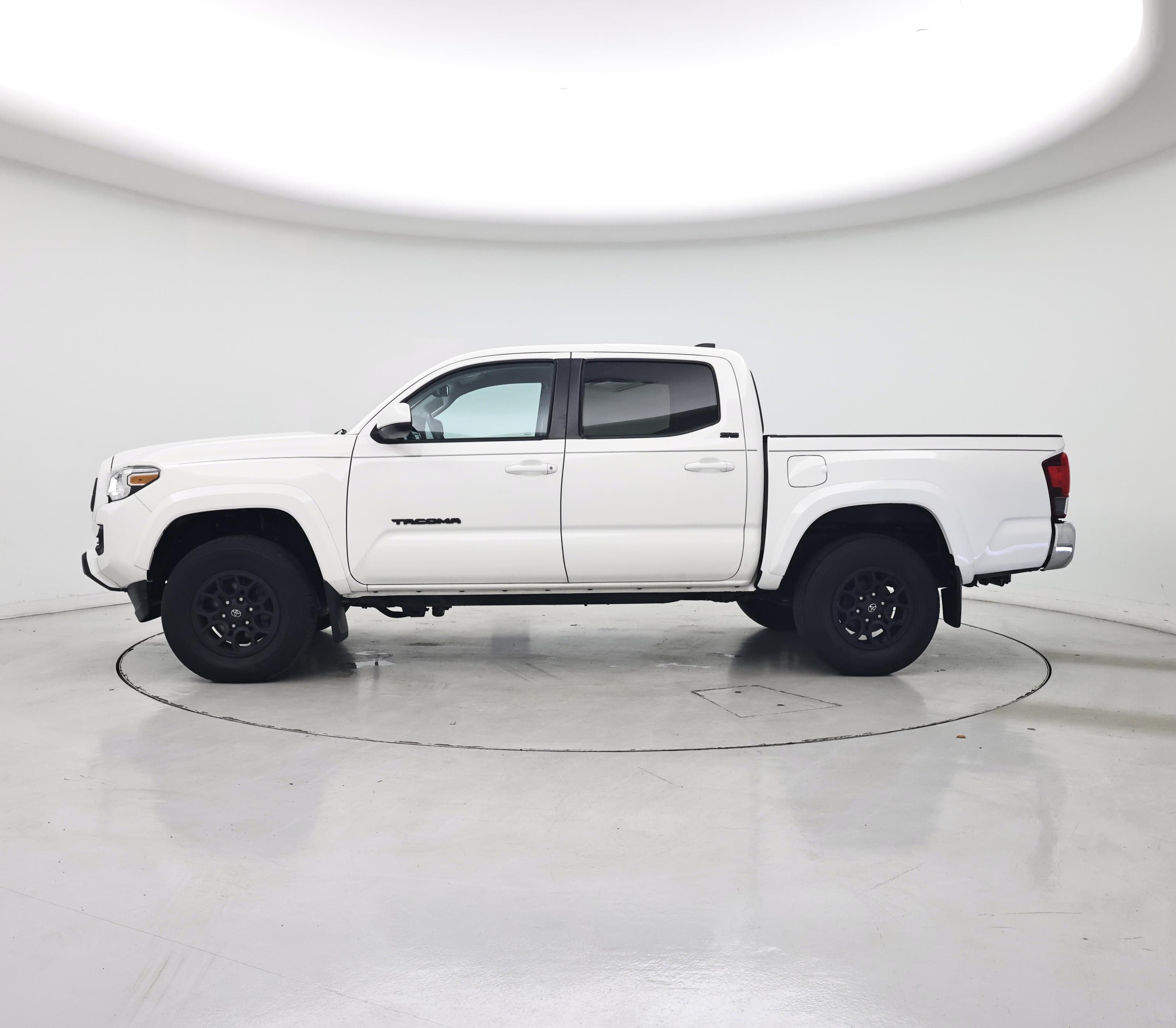 Thumbnail: 2021 Toyota Tacoma - 3