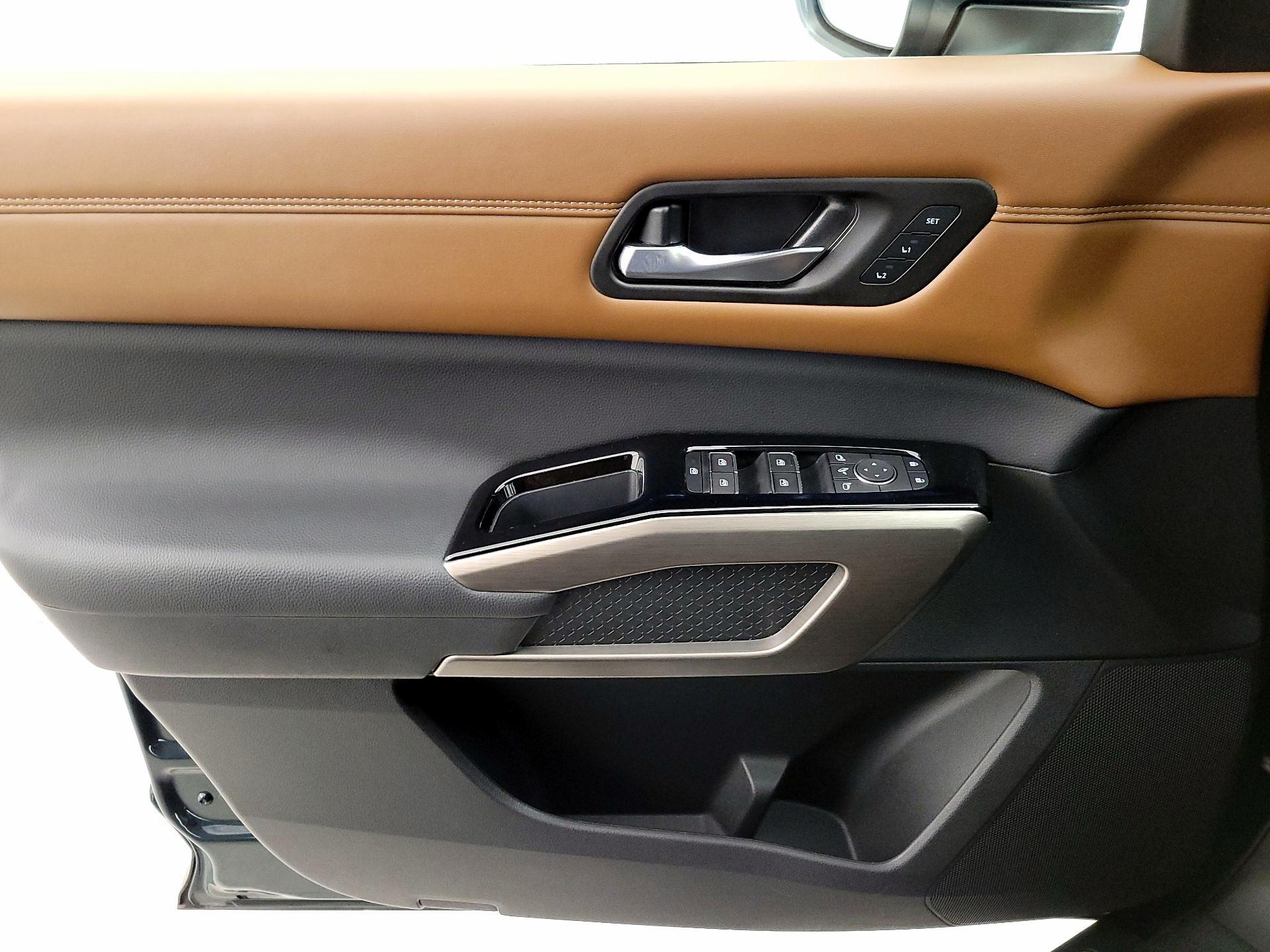 Thumbnail: 2024 Nissan Pathfinder - 12