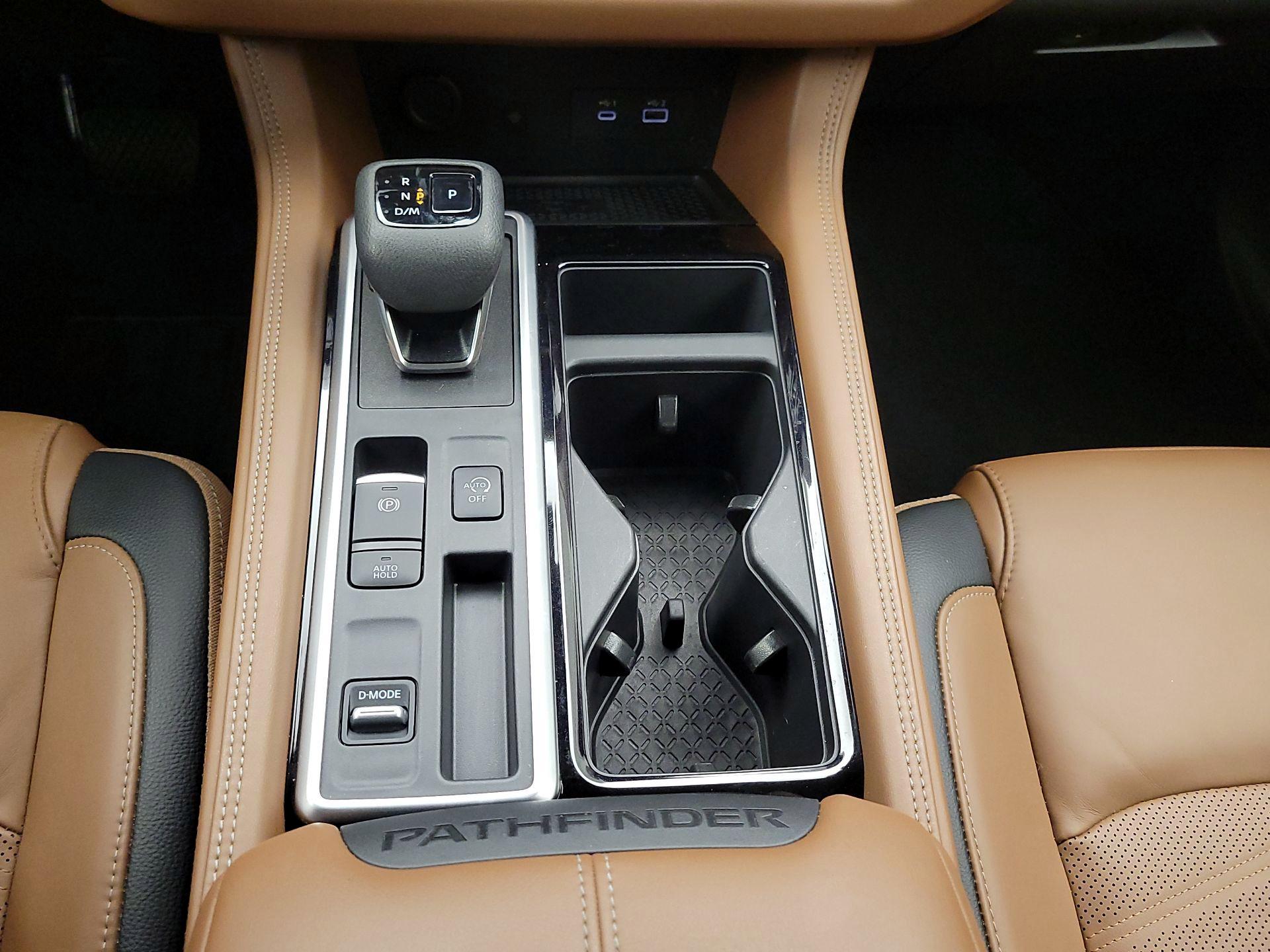 Thumbnail: 2024 Nissan Pathfinder - 18