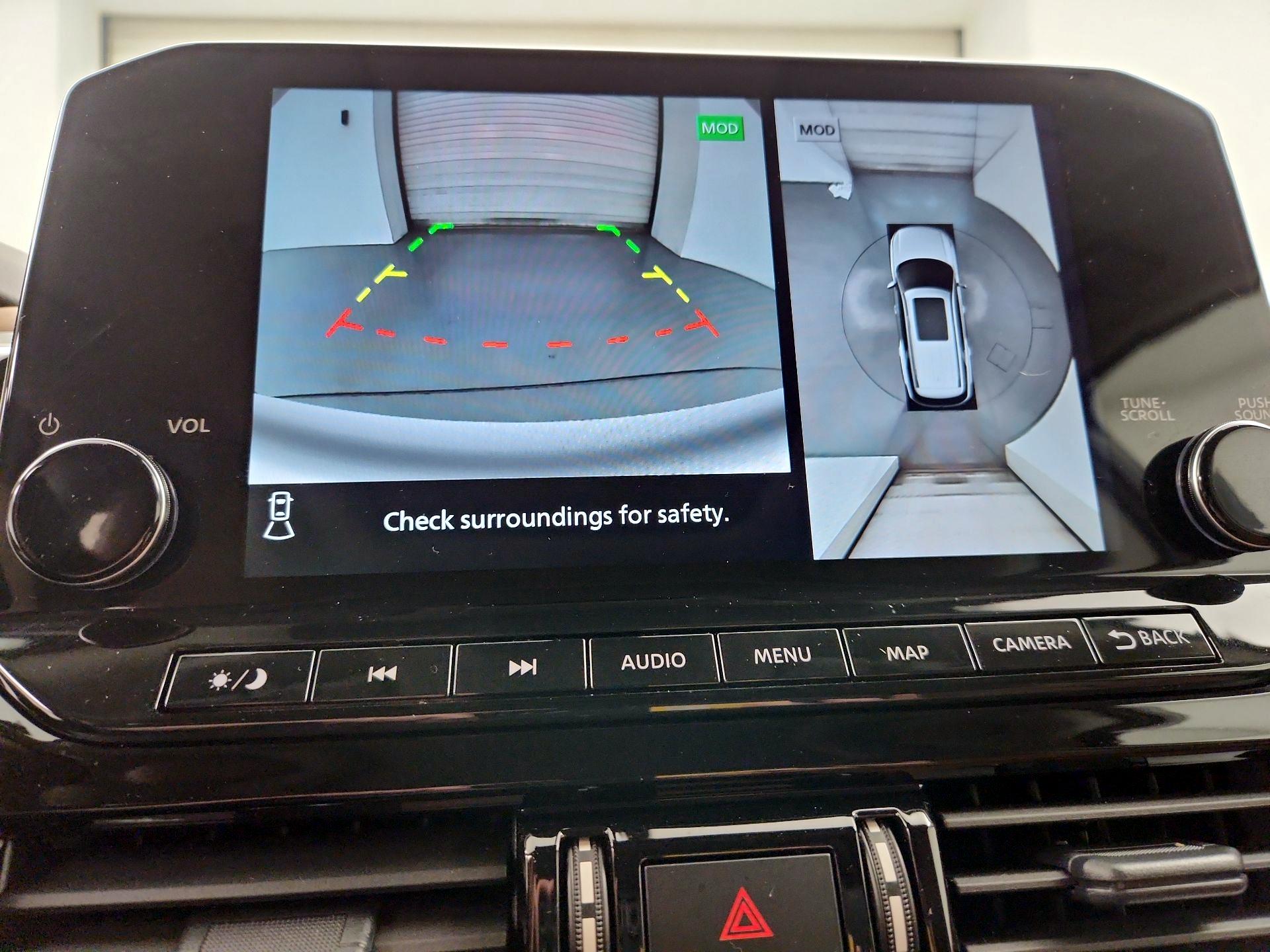 Thumbnail: 2024 Nissan Pathfinder - 14