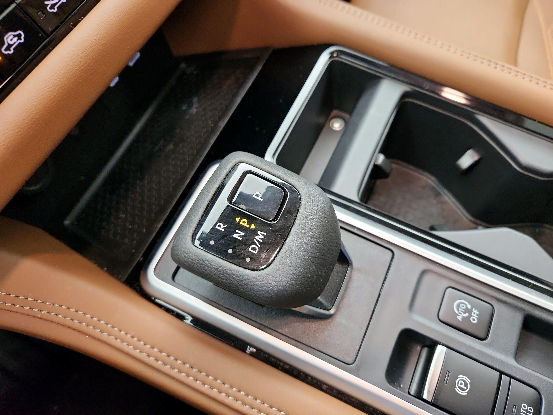 Thumbnail: 2024 Nissan Pathfinder - 17