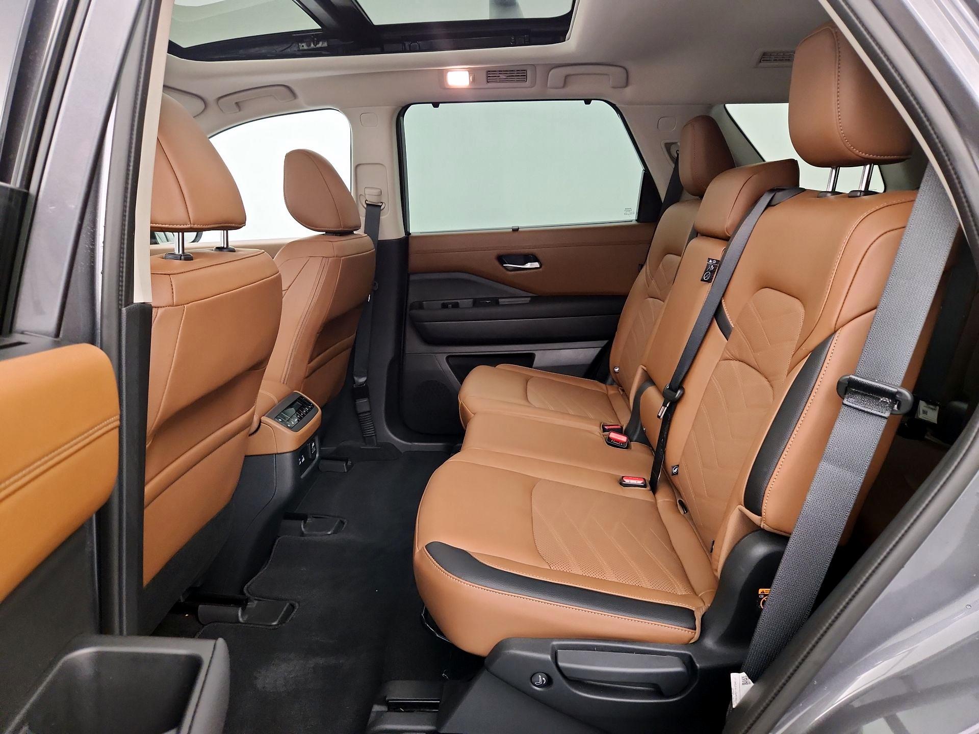 Thumbnail: 2024 Nissan Pathfinder - 20