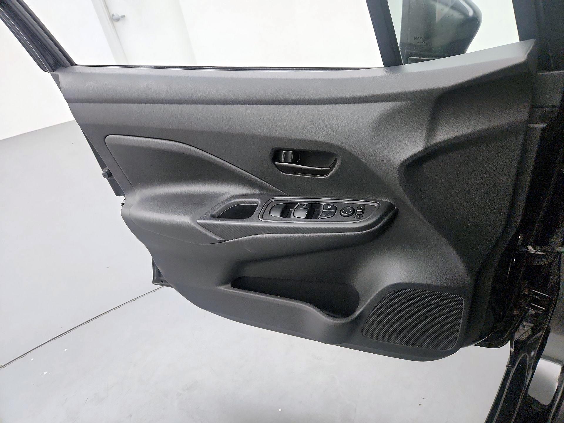 Thumbnail: 2020 Nissan Versa - 12