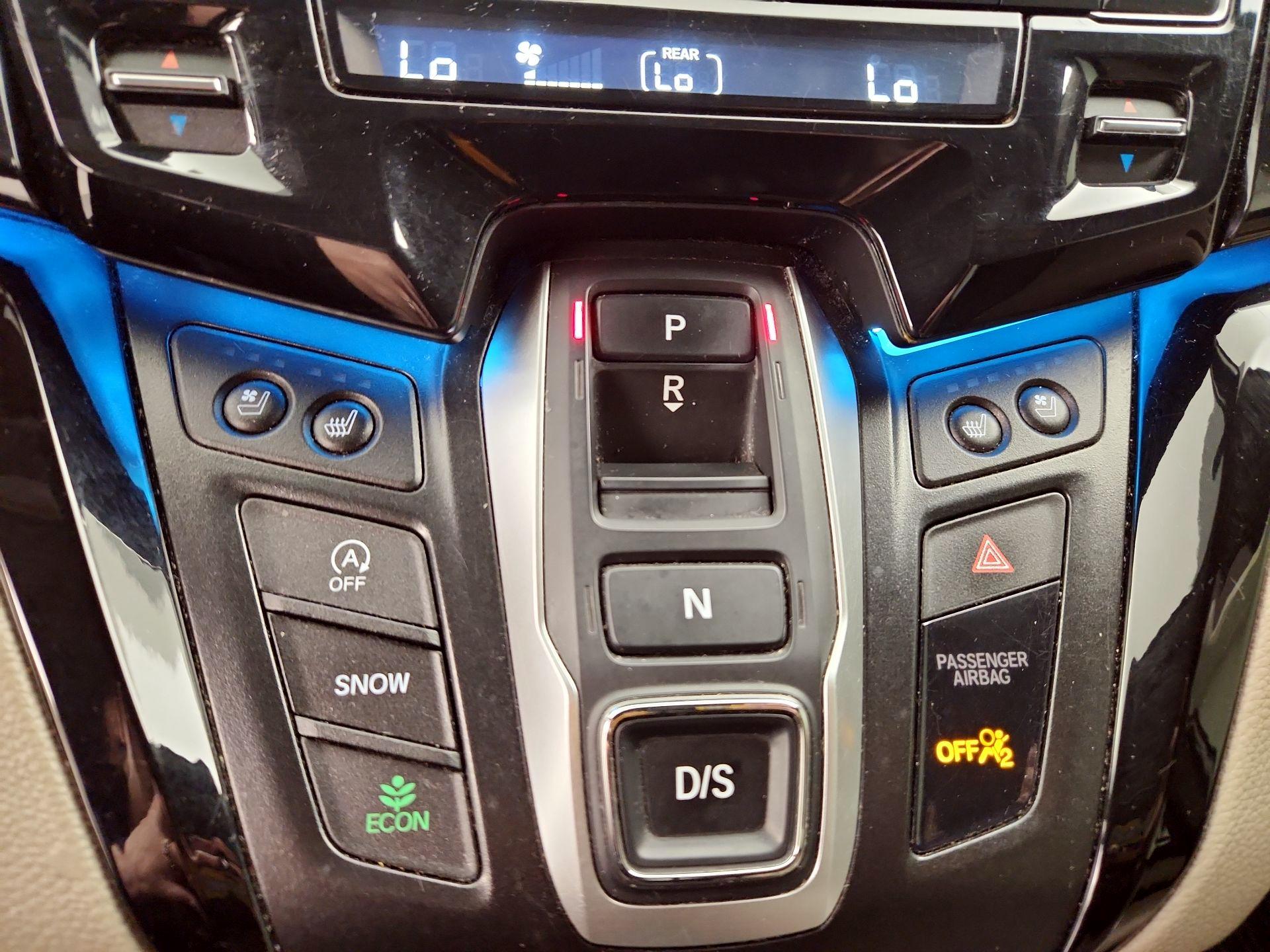 Thumbnail: 2023 Honda Odyssey - 17