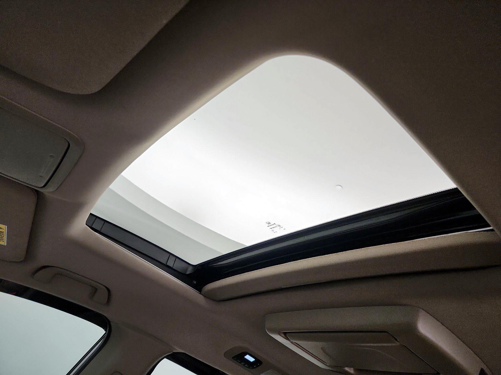 Thumbnail: 2023 Honda Odyssey - 19