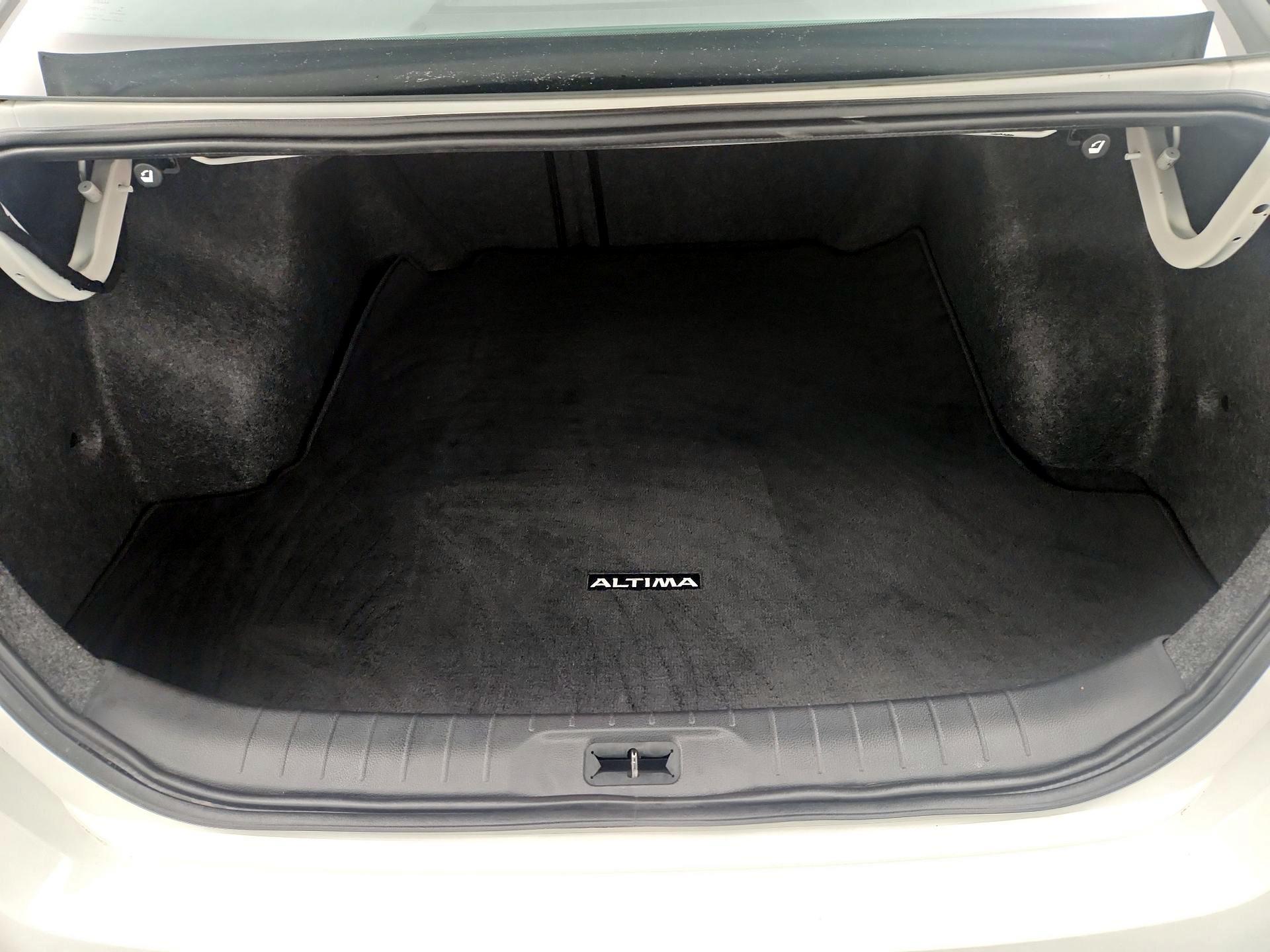 Thumbnail: 2022 Nissan Altima - 20