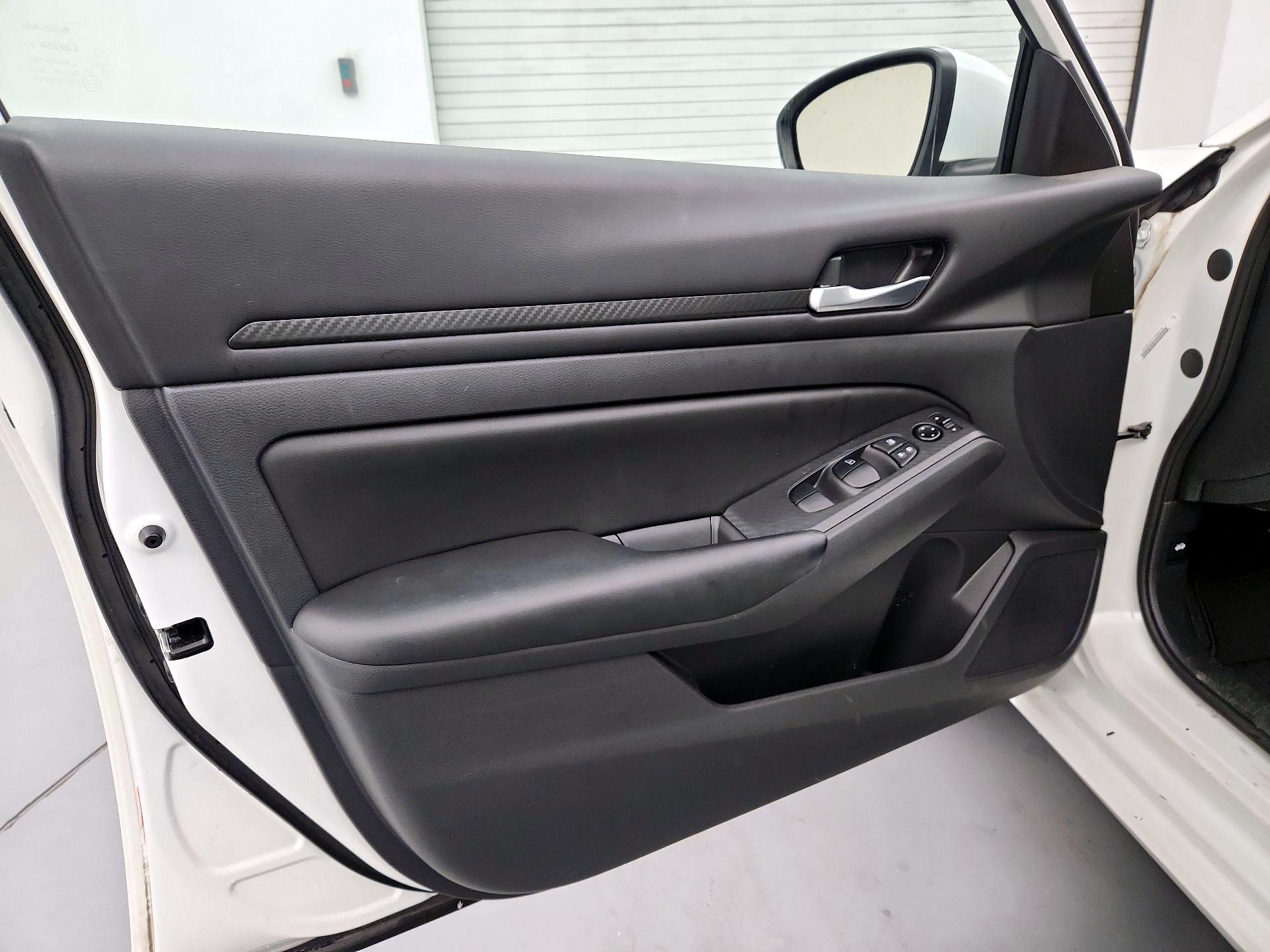 Thumbnail: 2022 Nissan Altima - 12