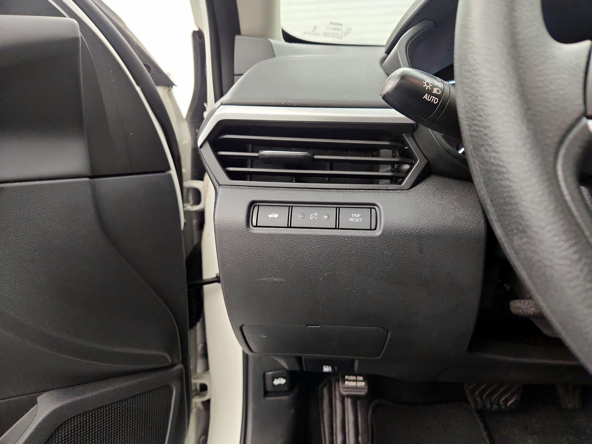 Thumbnail: 2022 Nissan Altima - 13