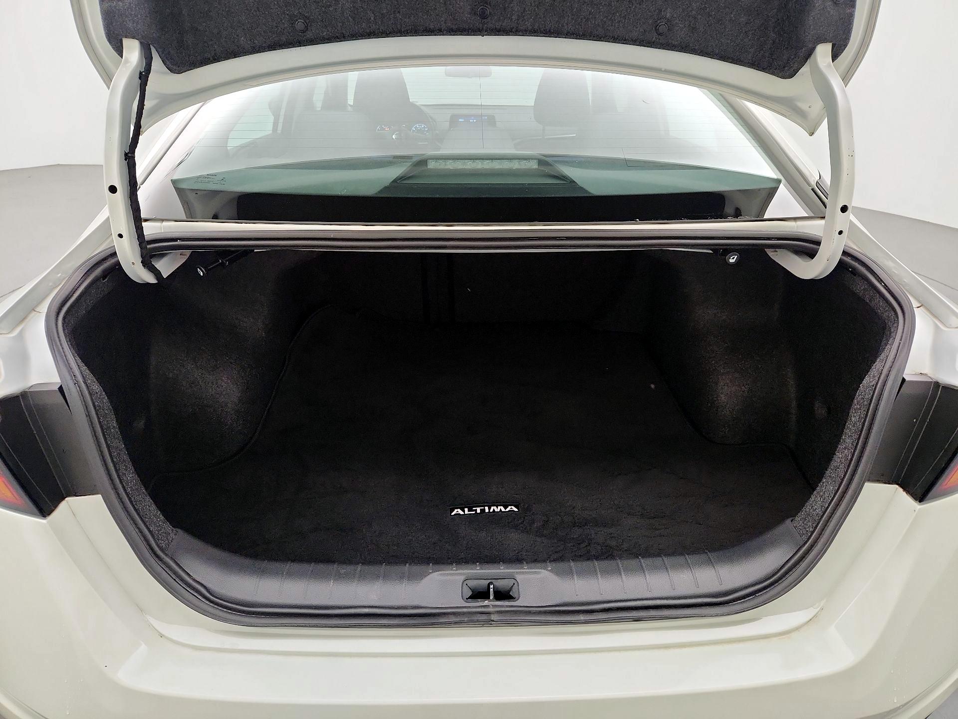 Thumbnail: 2022 Nissan Altima - 20