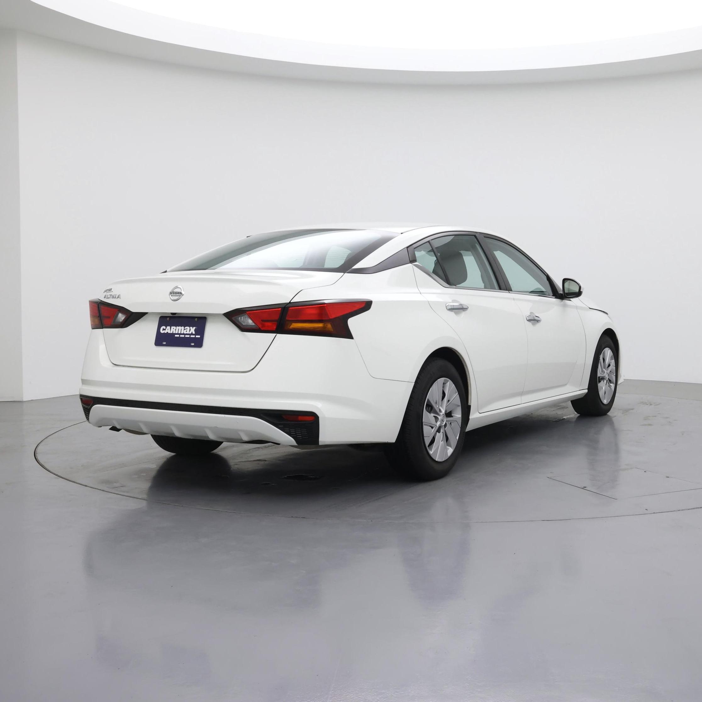 Thumbnail: 2022 Nissan Altima - 8