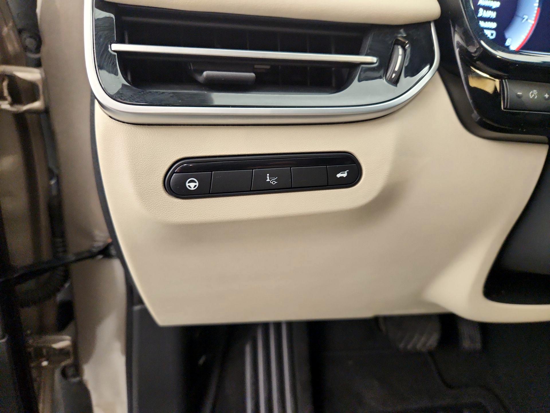 Thumbnail: 2023 INFINITI QX60 - 13