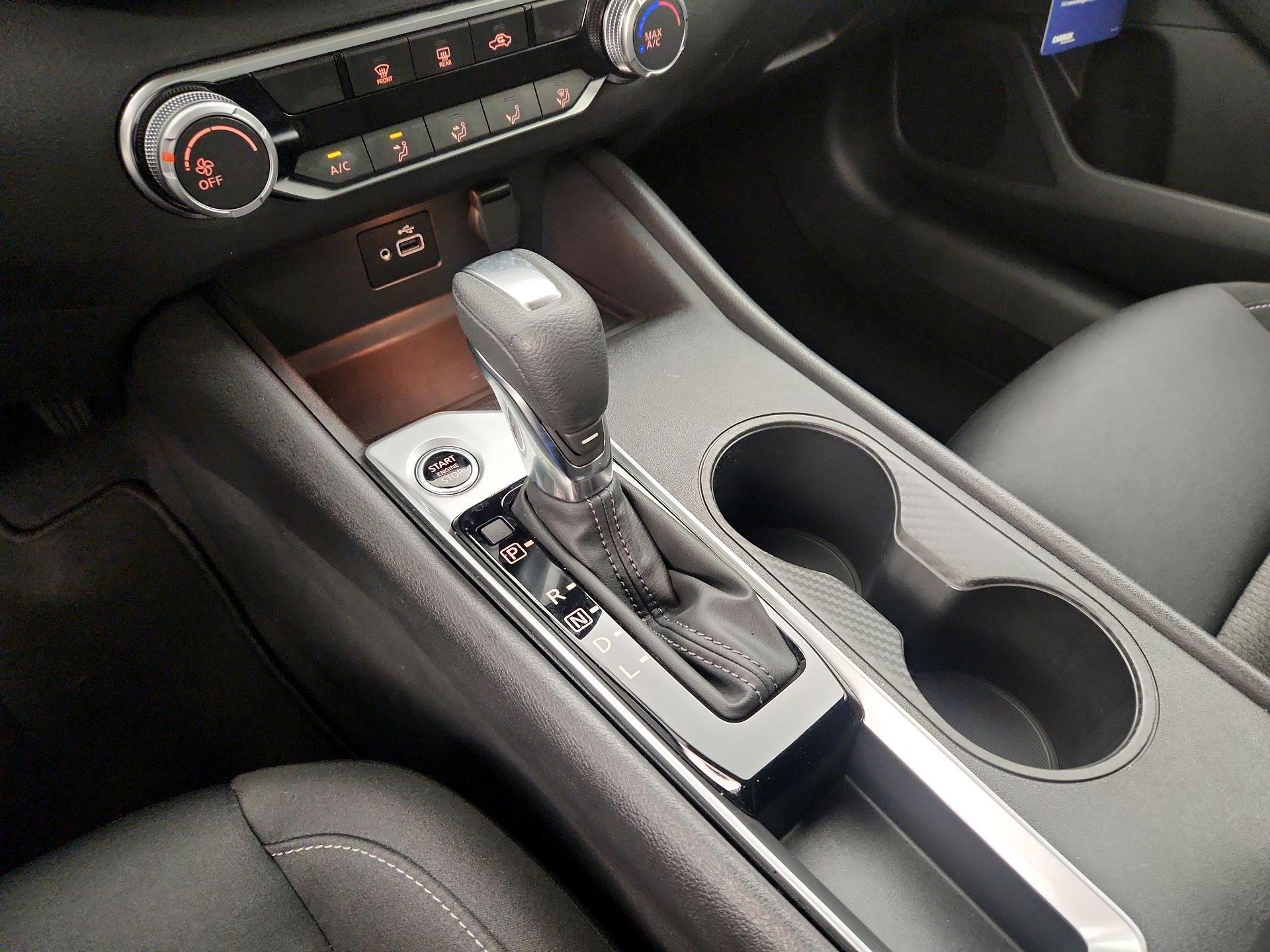 Thumbnail: 2022 Nissan Altima - 17