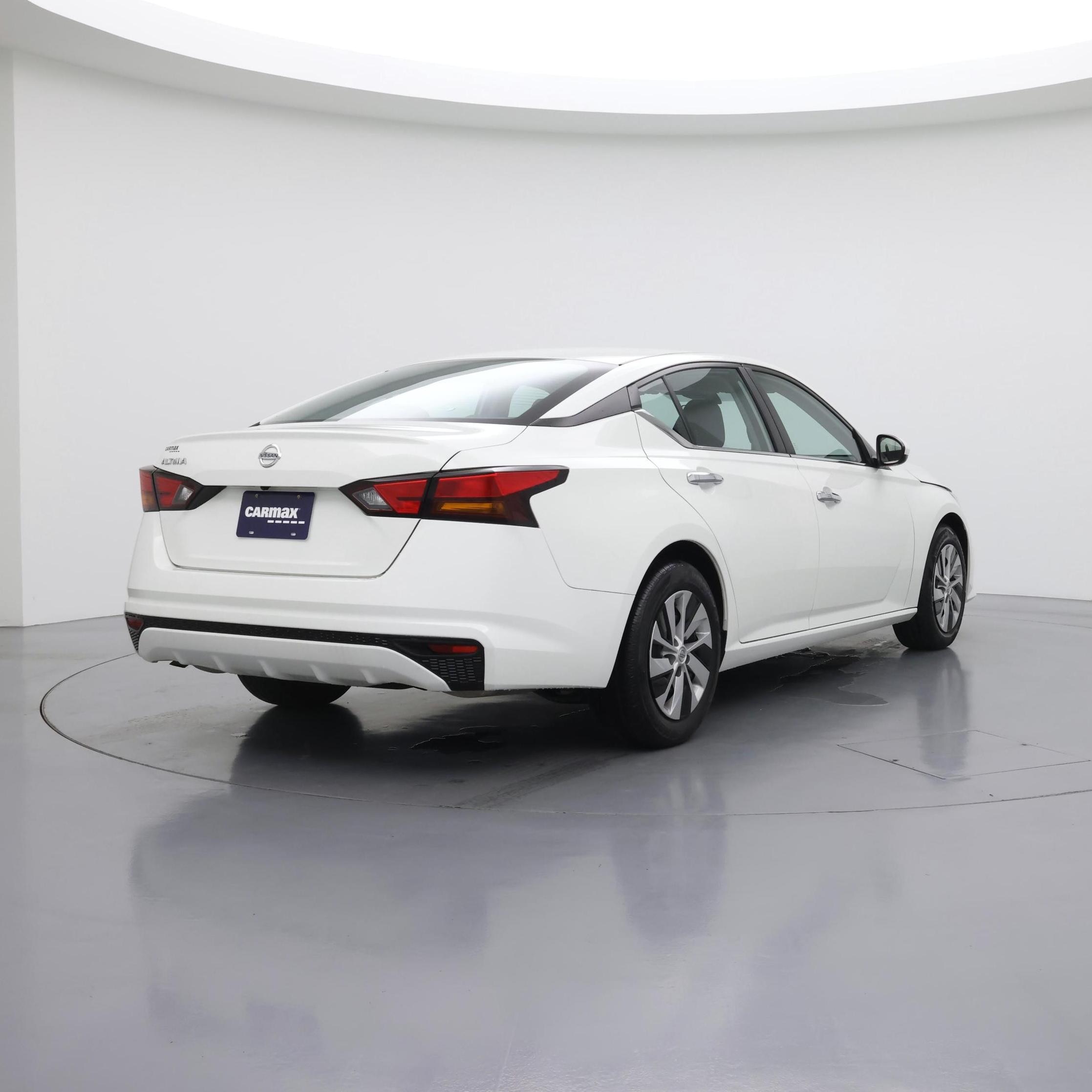 Thumbnail: 2022 Nissan Altima - 8