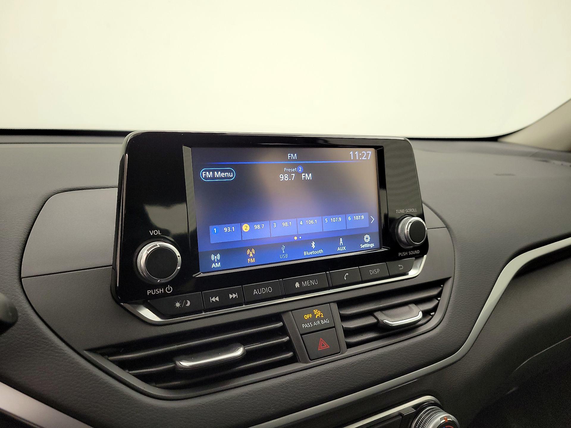 Thumbnail: 2022 Nissan Altima - 15