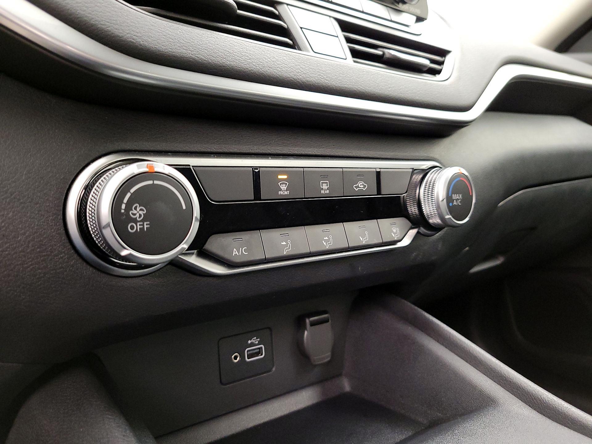 Thumbnail: 2022 Nissan Altima - 16