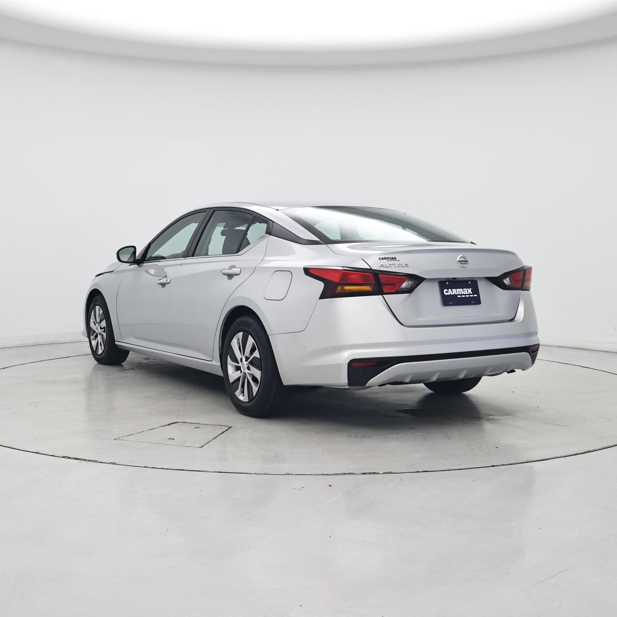 Thumbnail: 2022 Nissan Altima - 2