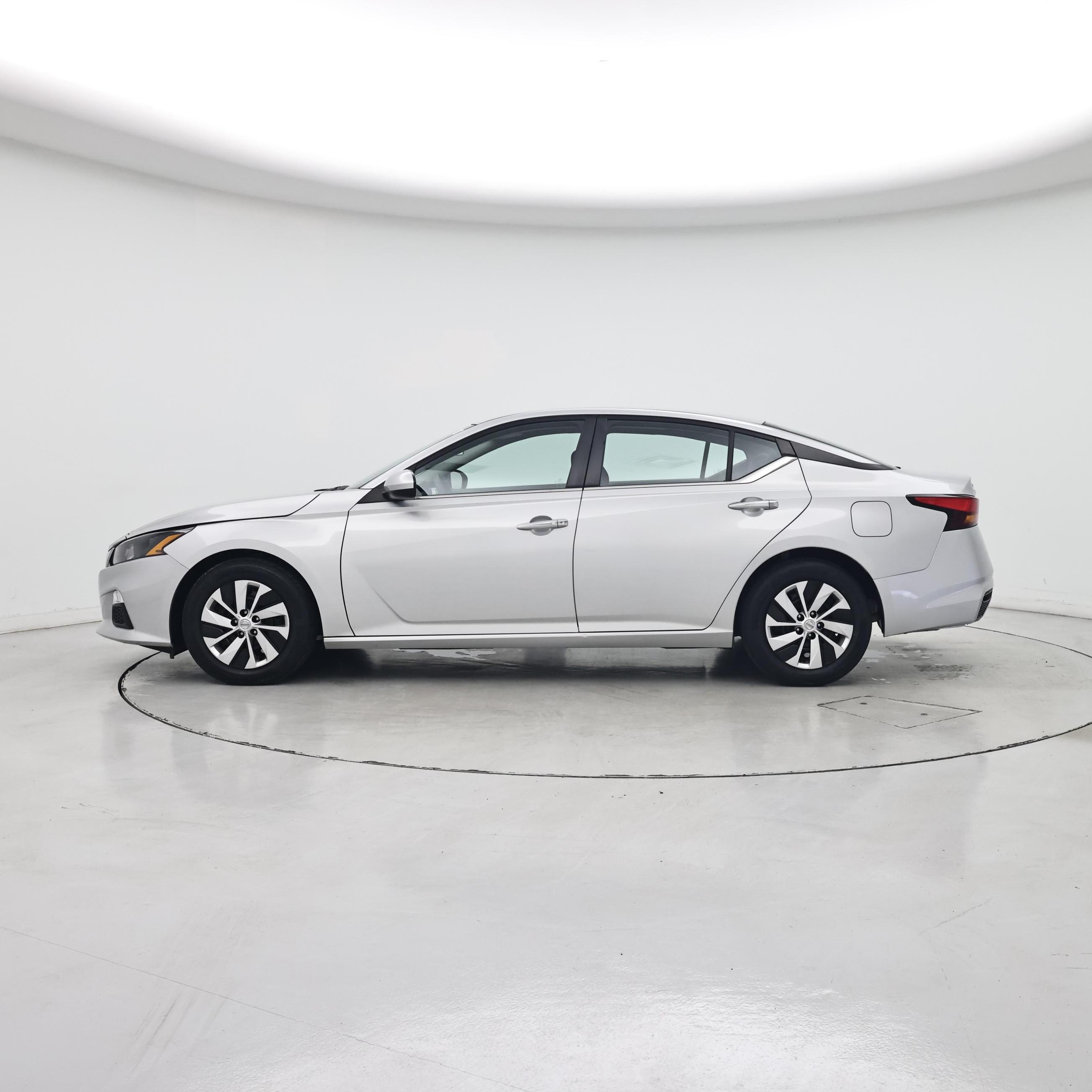 Thumbnail: 2022 Nissan Altima - 3