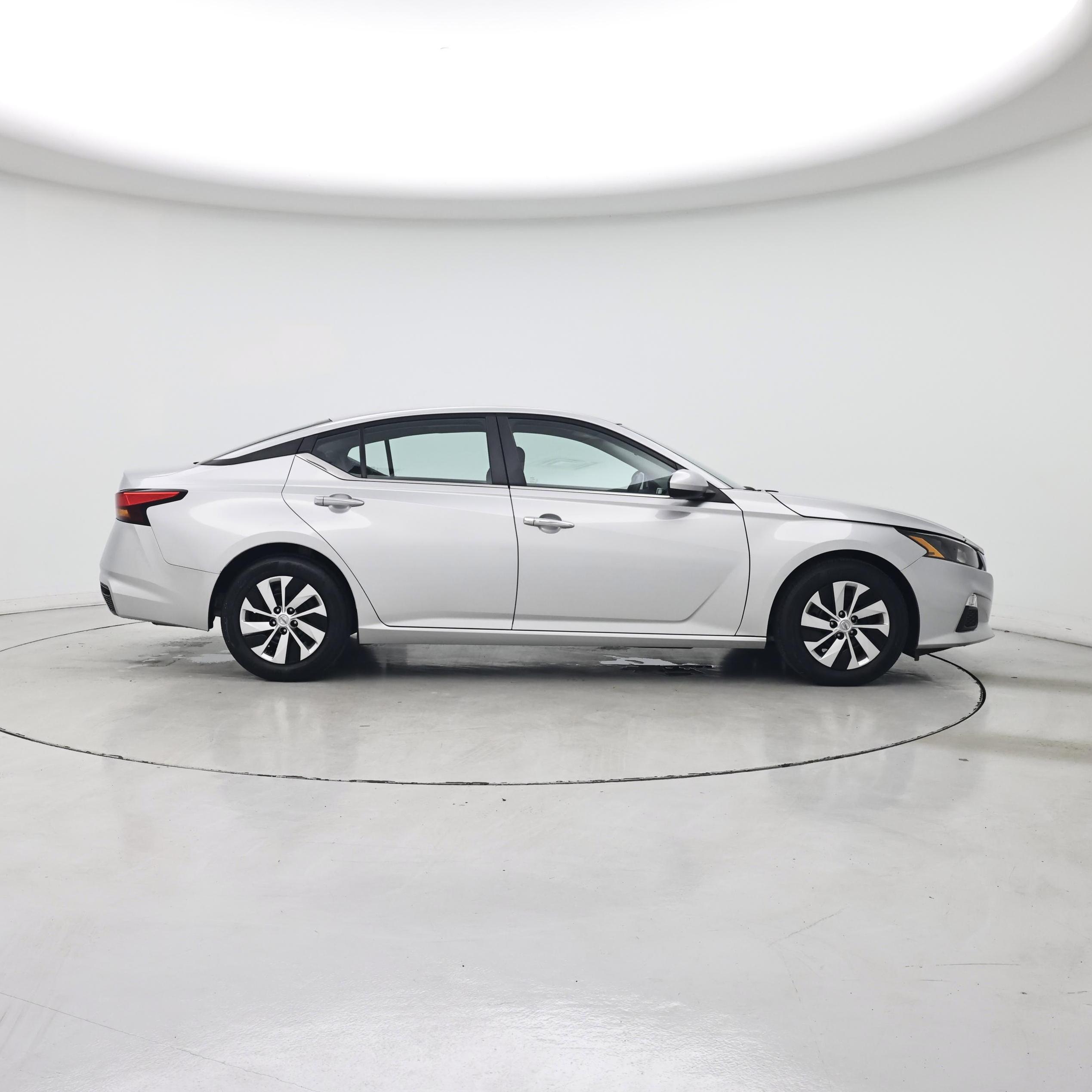 Thumbnail: 2022 Nissan Altima - 7