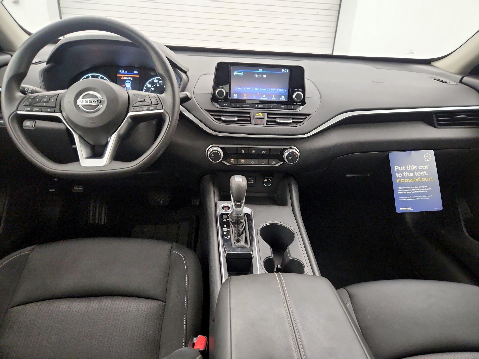 Thumbnail: 2022 Nissan Altima - 9