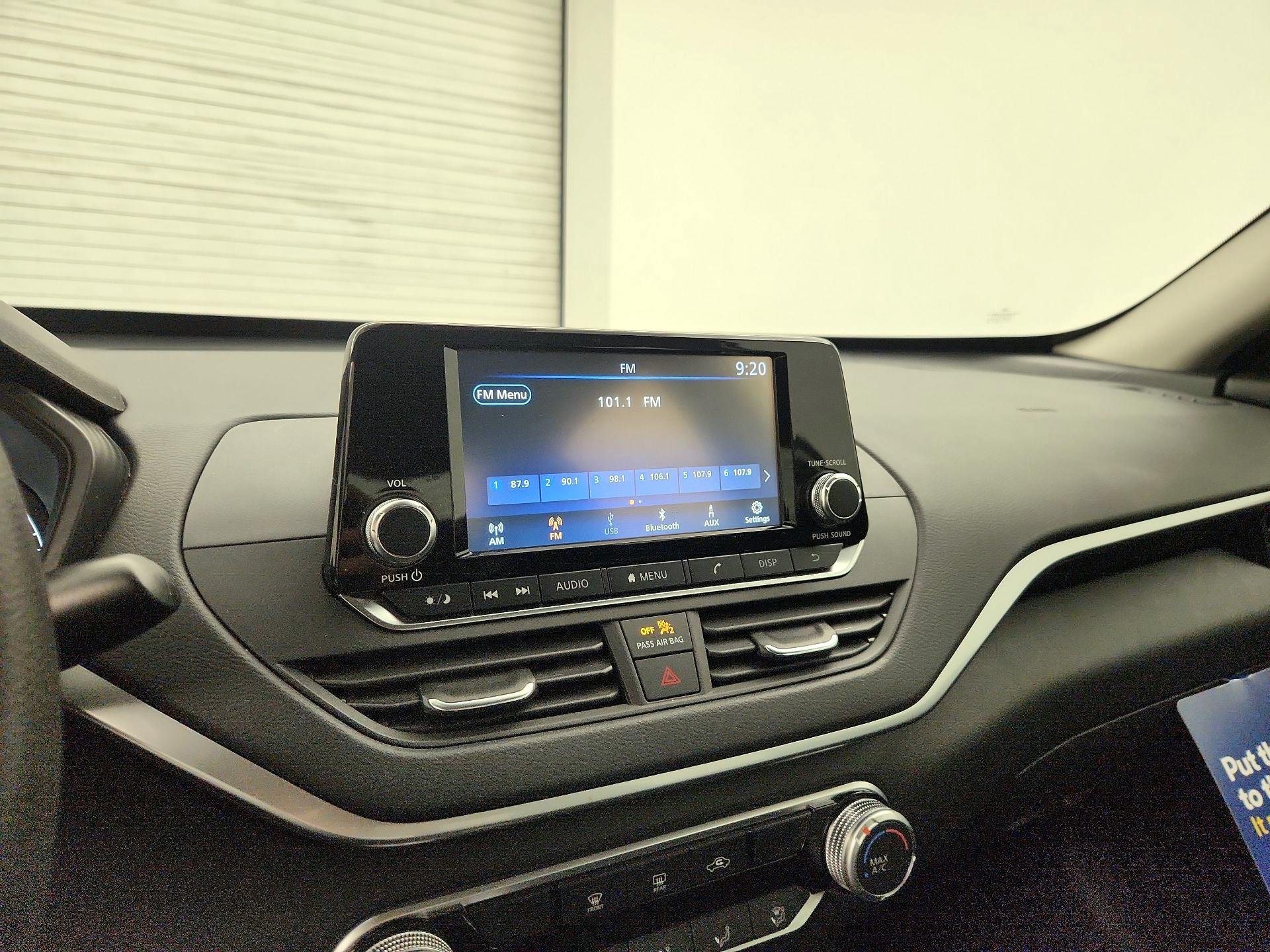 Thumbnail: 2022 Nissan Altima - 15