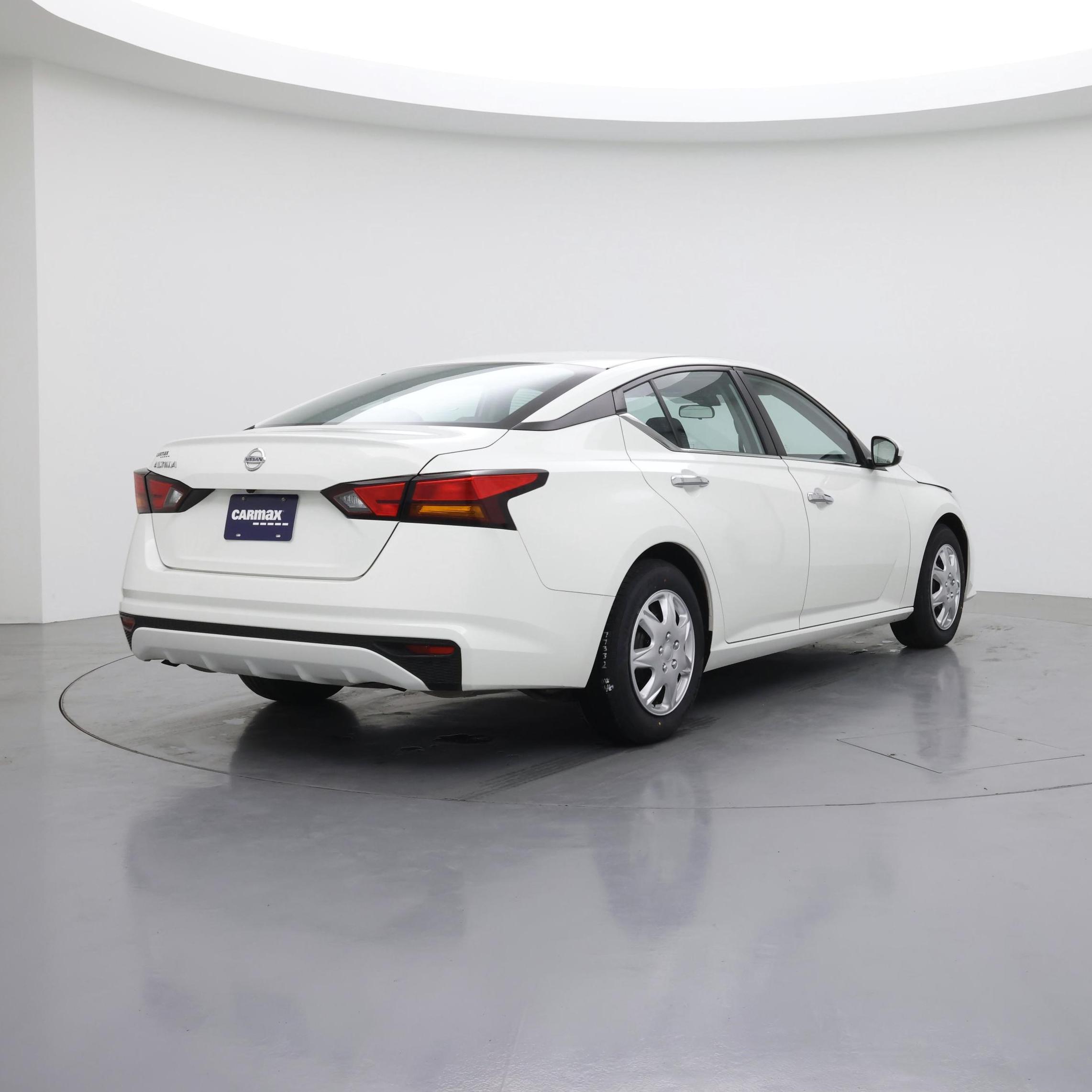 Thumbnail: 2022 Nissan Altima - 8