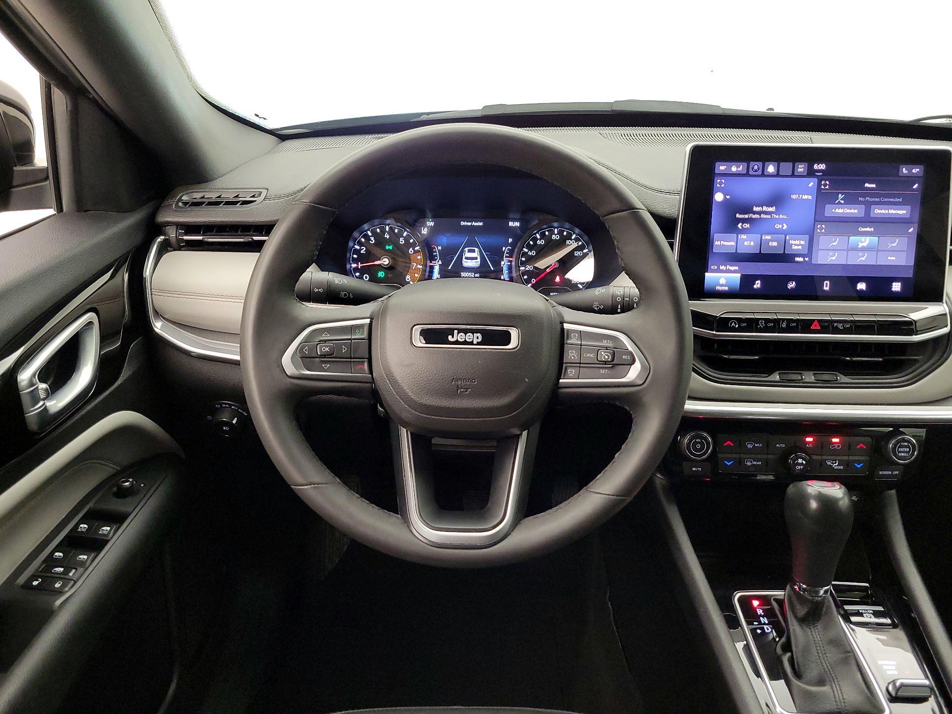 Thumbnail: 2023 Jeep Compass - 10