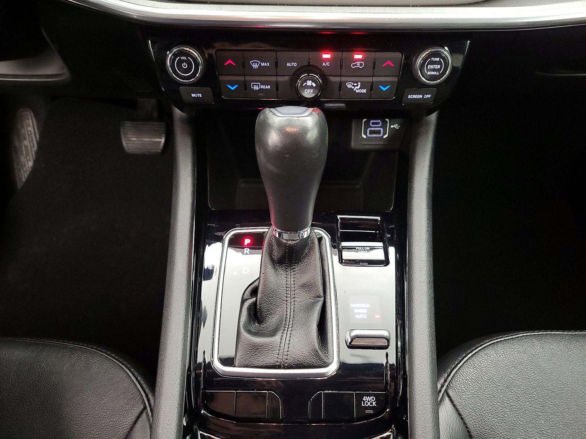 Thumbnail: 2023 Jeep Compass - 17