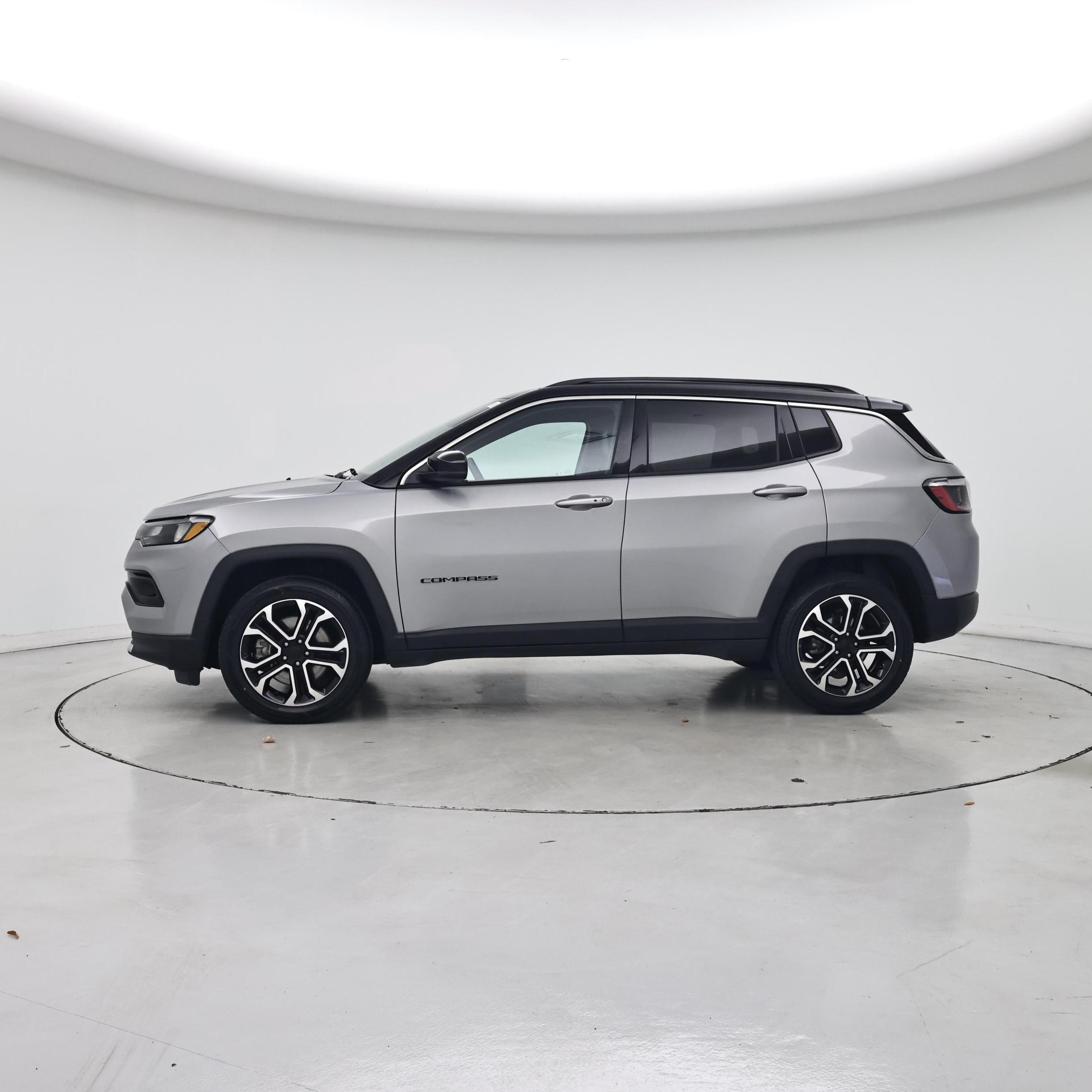 Thumbnail: 2023 Jeep Compass - 3