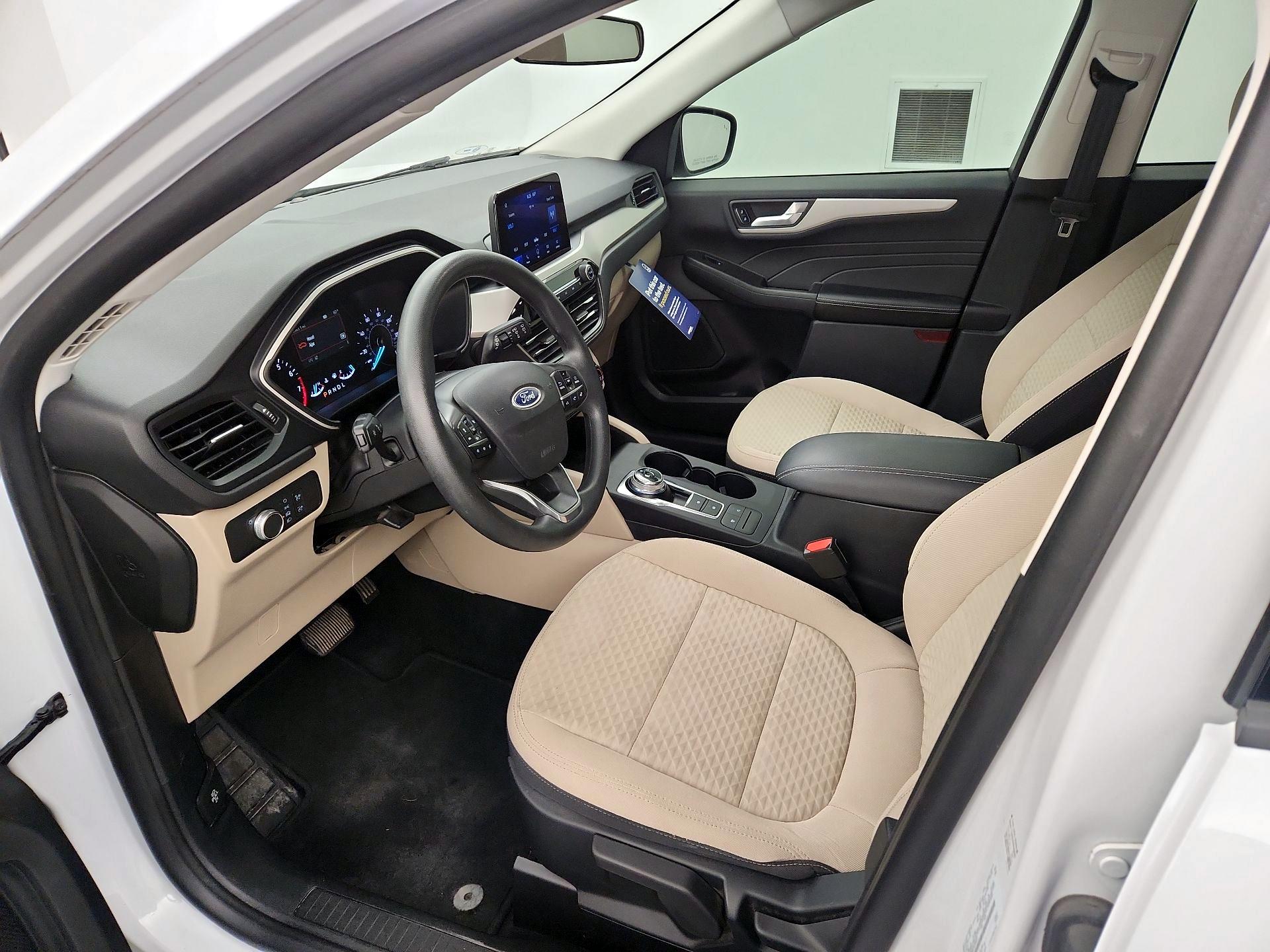 Thumbnail: 2021 Ford Escape - 11