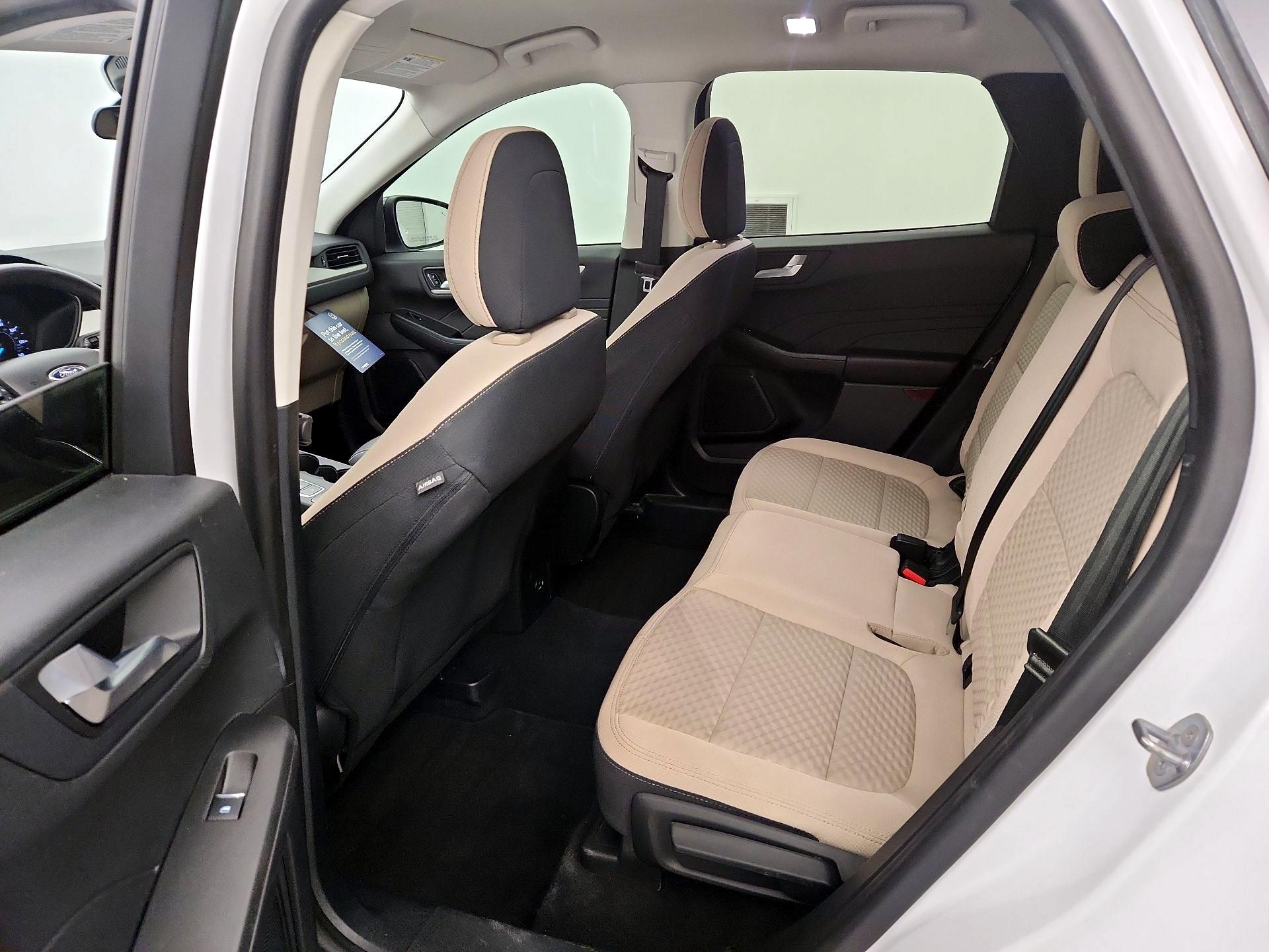 Thumbnail: 2021 Ford Escape - 19