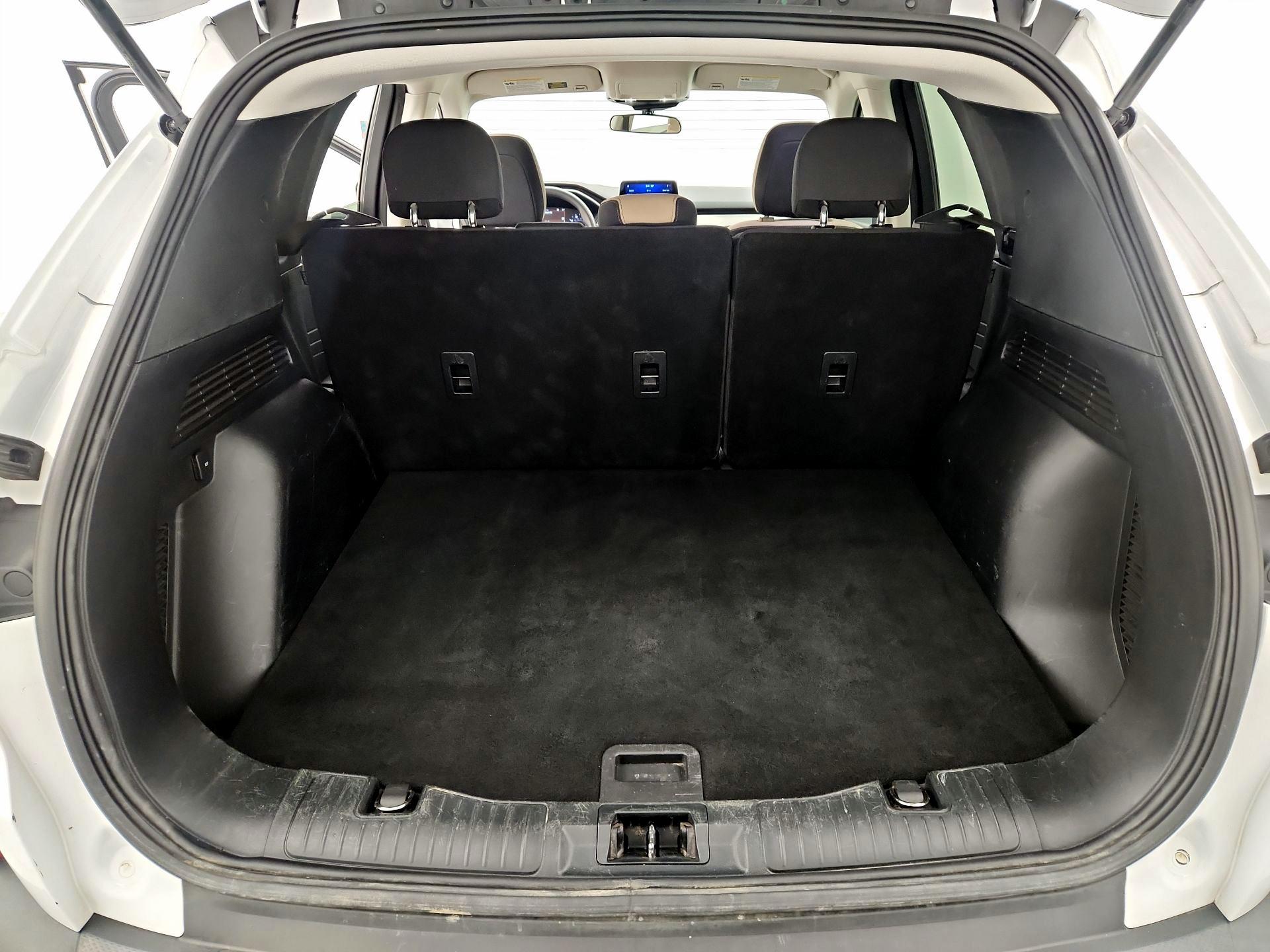 Thumbnail: 2021 Ford Escape - 20