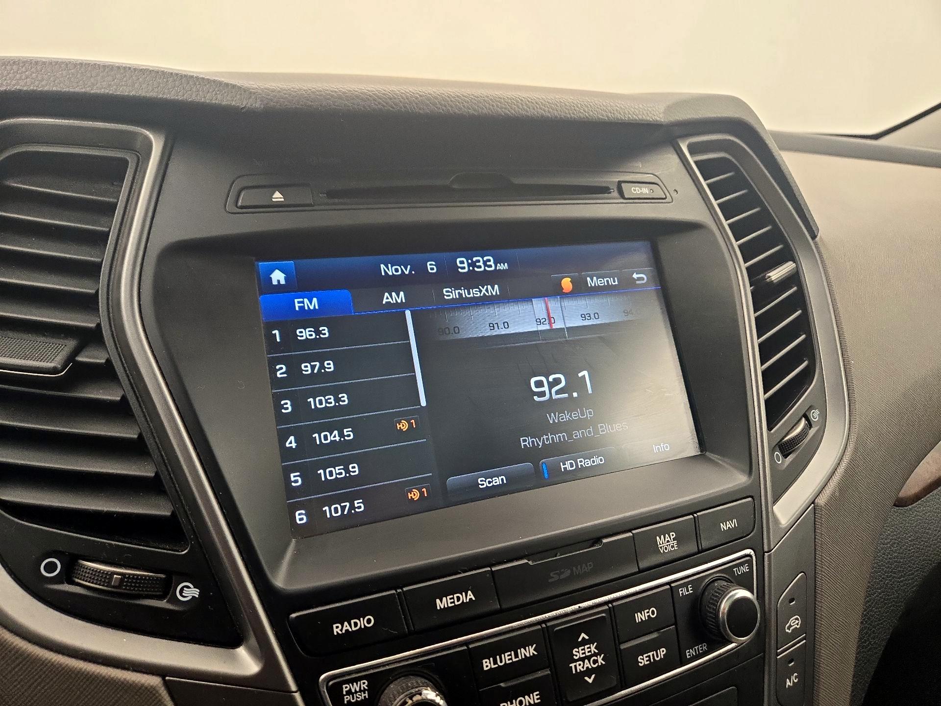 Thumbnail: 2018 Hyundai Santa Fe - 16