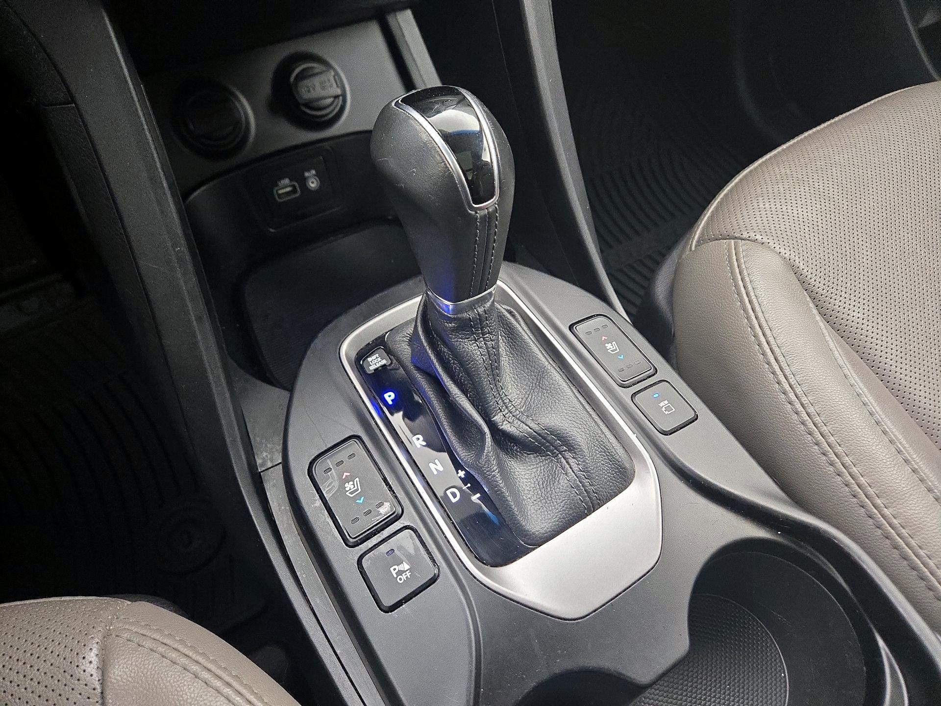 Thumbnail: 2018 Hyundai Santa Fe - 18