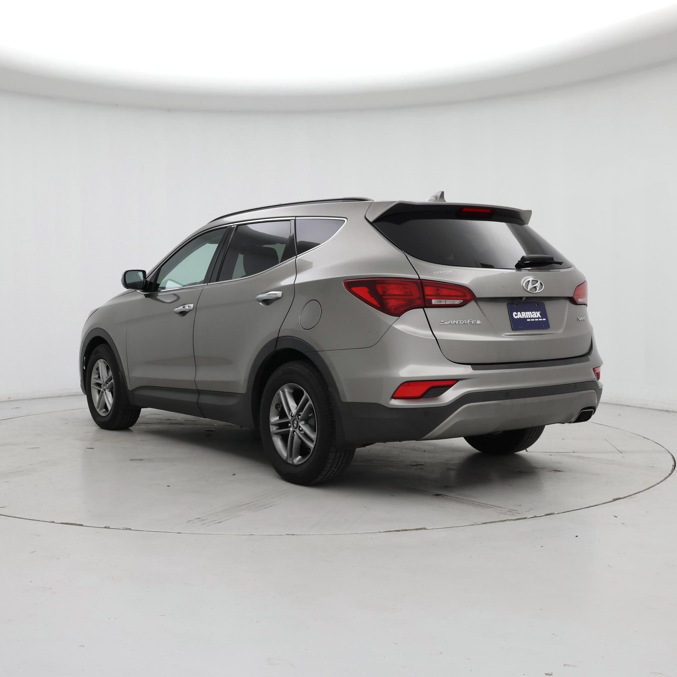 Thumbnail: 2018 Hyundai Santa Fe - 2