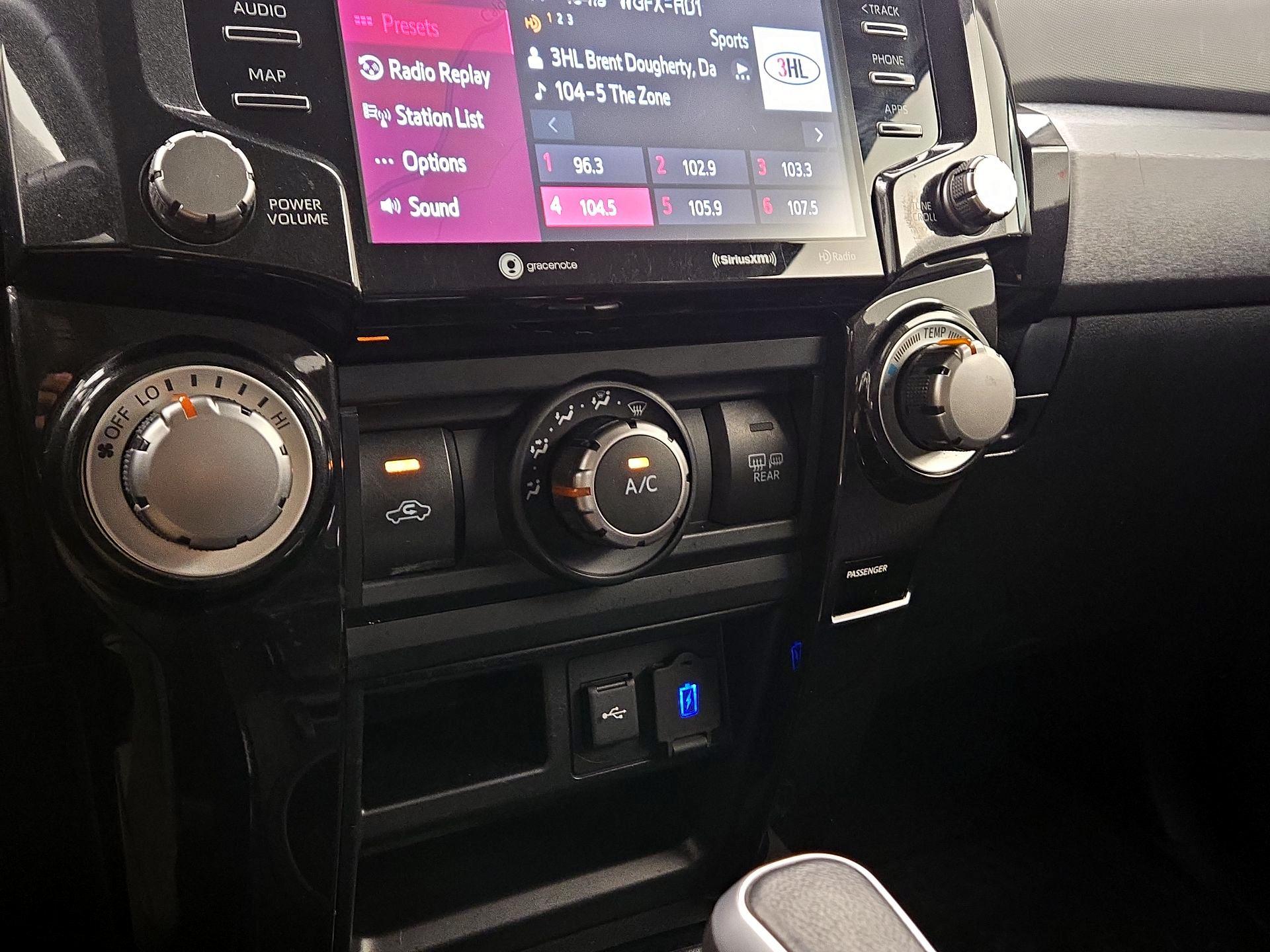 Thumbnail: 2021 Toyota 4Runner - 16