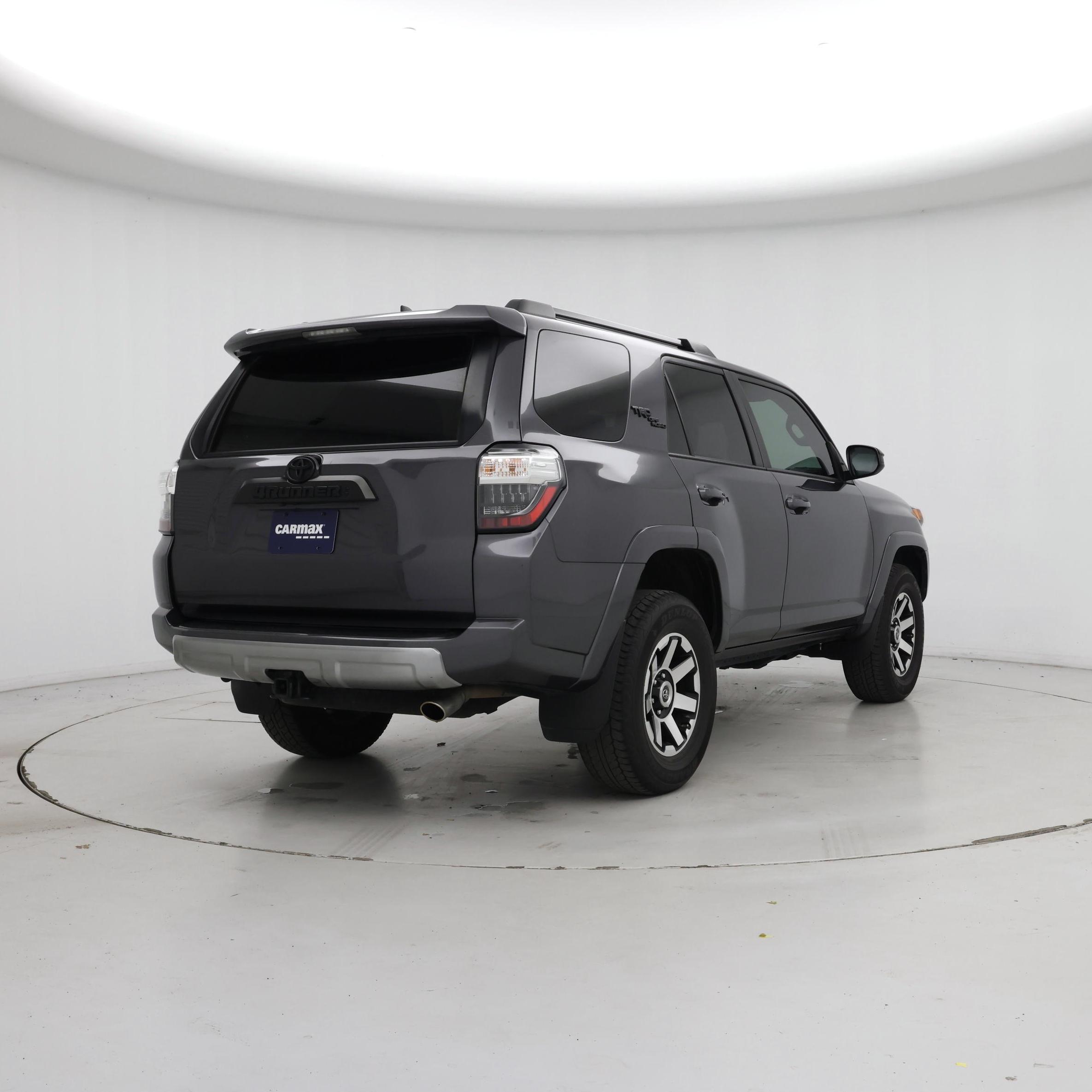 Thumbnail: 2021 Toyota 4Runner - 8