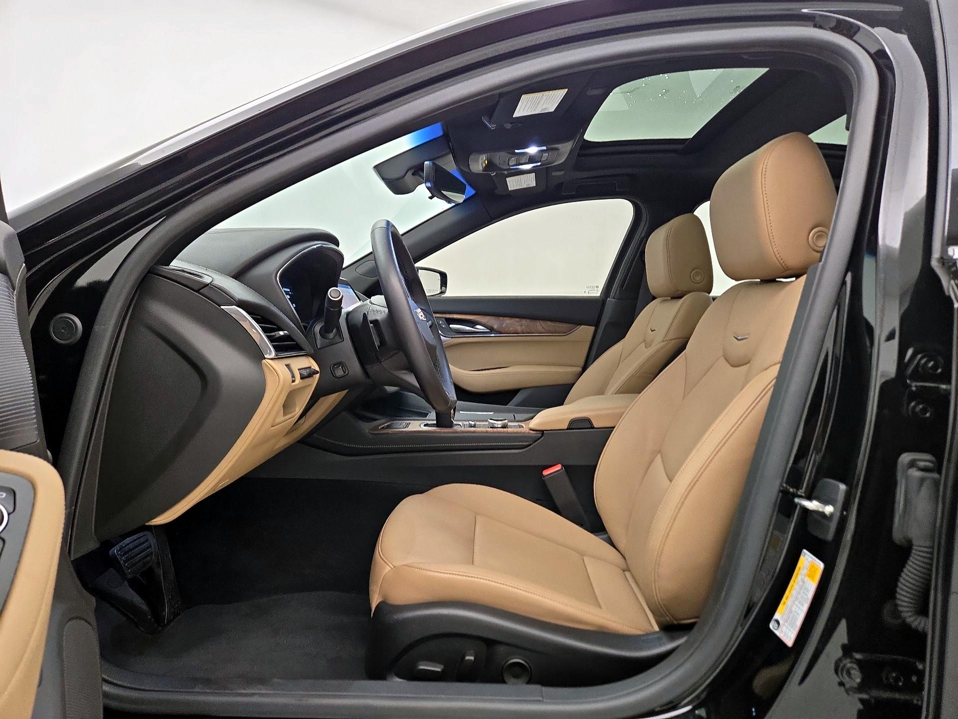 Thumbnail: 2023 Cadillac CT5 - 11