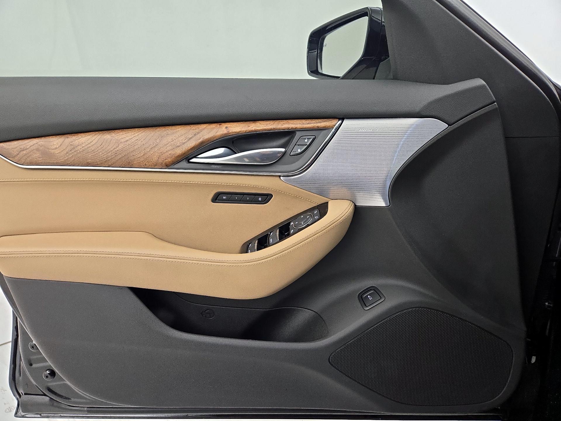 Thumbnail: 2023 Cadillac CT5 - 12