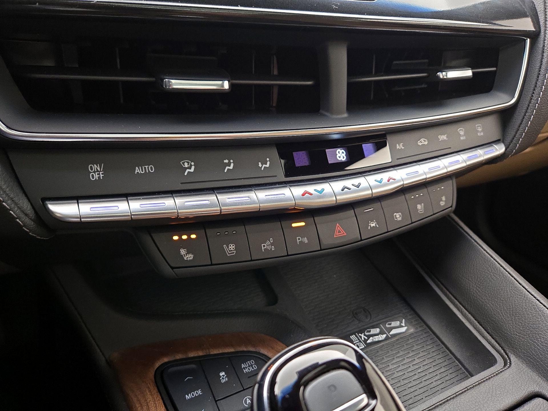 Thumbnail: 2023 Cadillac CT5 - 17