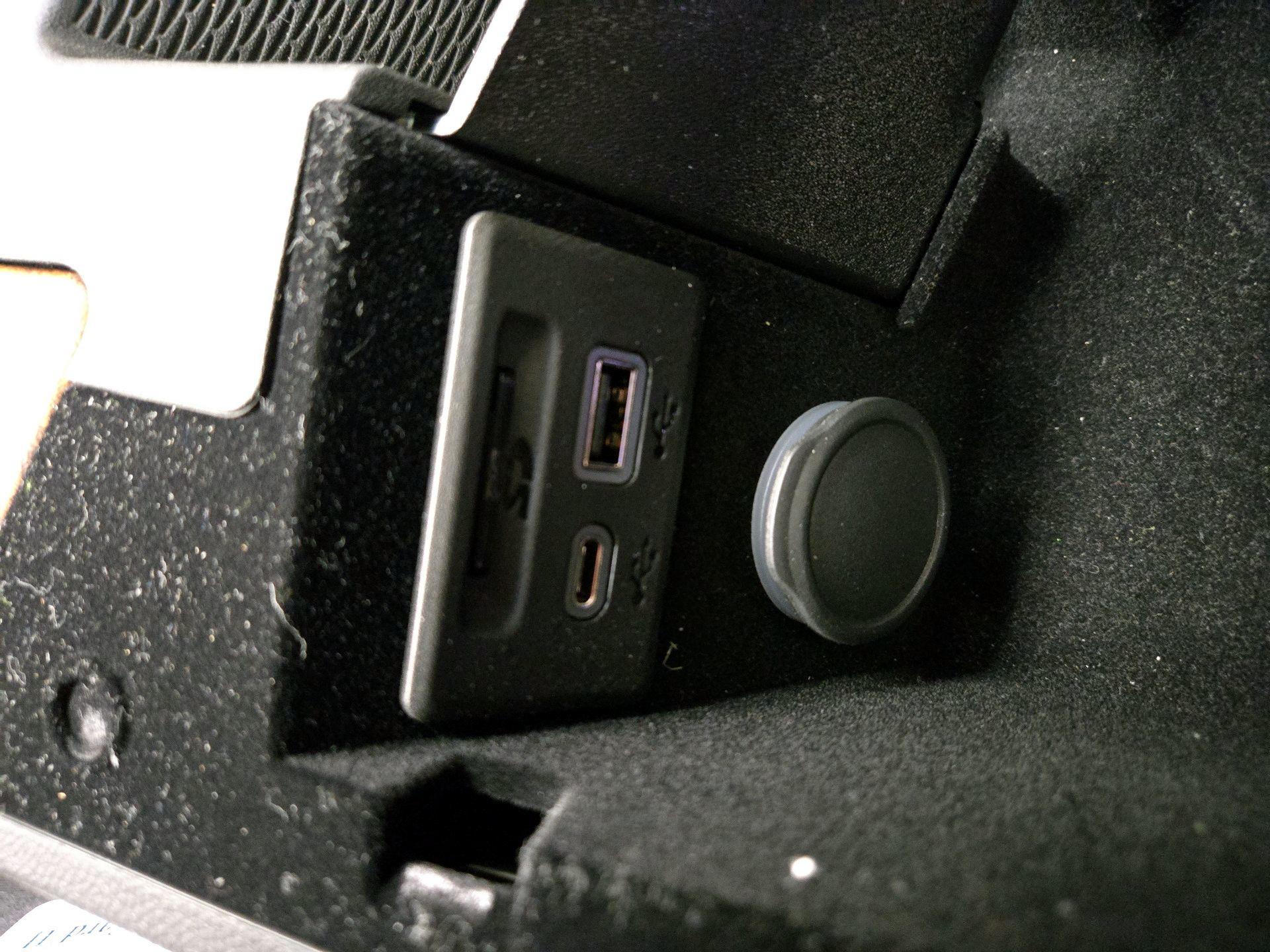 Thumbnail: 2023 Cadillac CT5 - 19